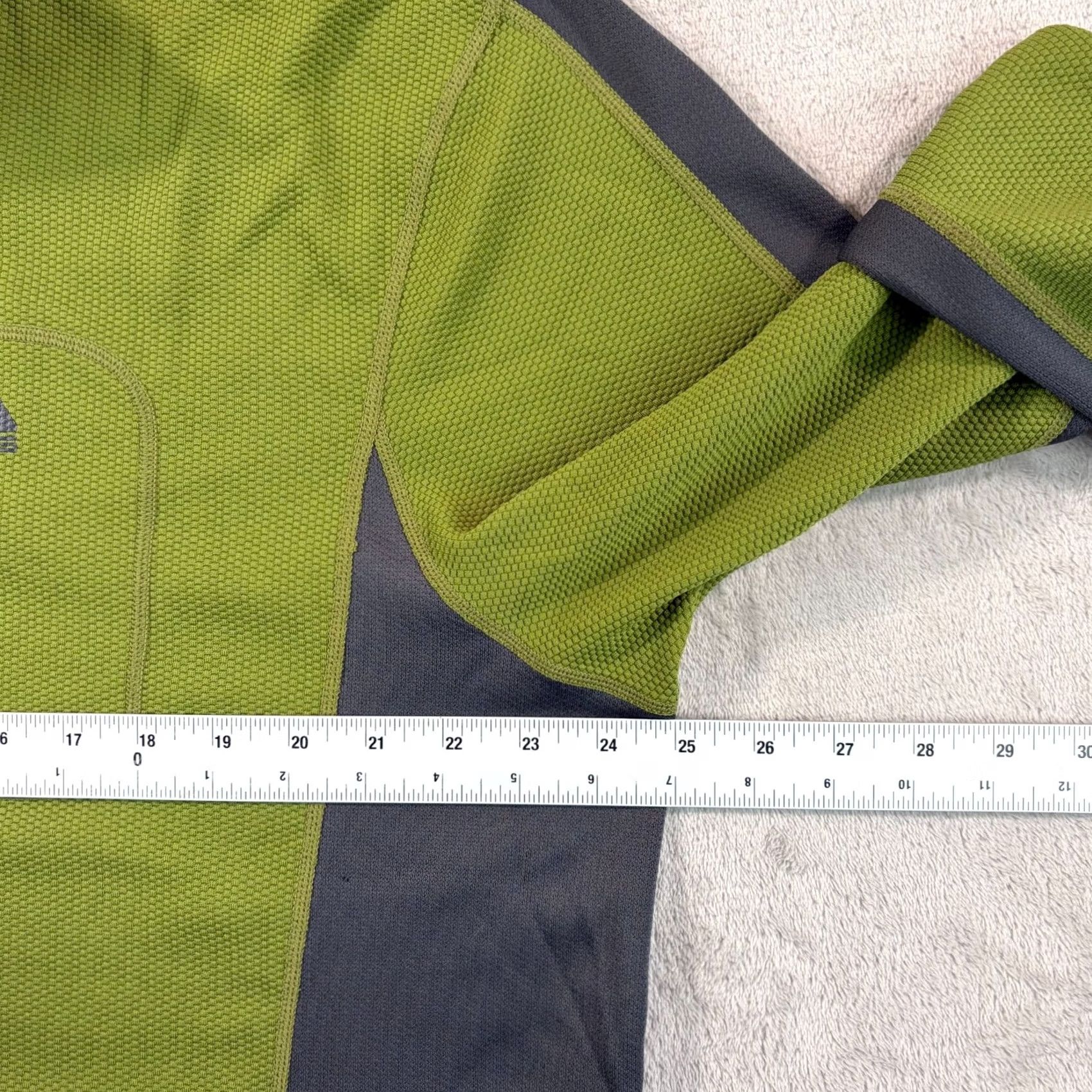 Nike Nike ACG Fit Dry Quarter Zip Pullover Top Men 2XL Green Grey Sportswear Activewear Casual Workwear 1/4 Zip Mock Neck Nike Logo ACG Dri-FIT ACG nweta Size US XXL / EU 58 / 5 - 6 Thumbnail
