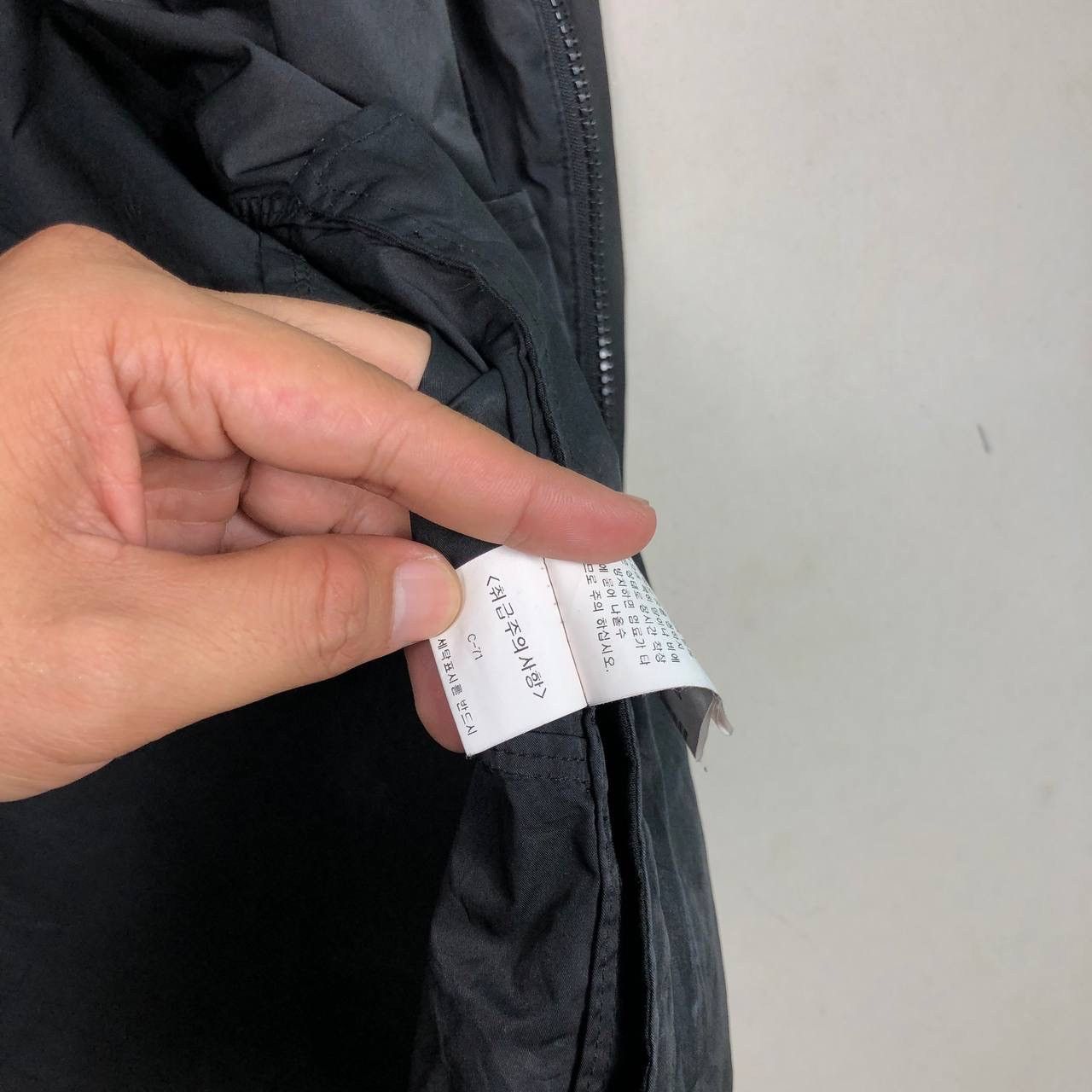 C.P. Company Vintage C.P. Company Shell Goggle Jacket - Black Size M Size US M / EU 48-50 / 2 - 15 Thumbnail