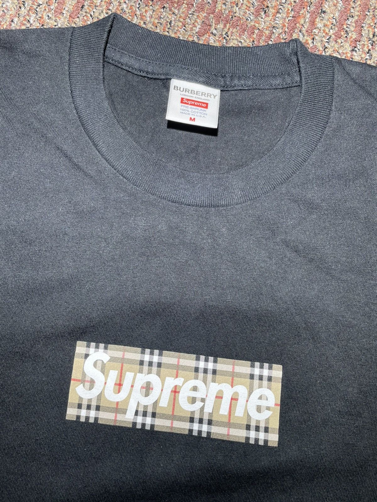 Supreme Supreme Burberry Box Logo Tee (Medium) Size US M / EU 48-50 / 2 - 2 Thumbnail