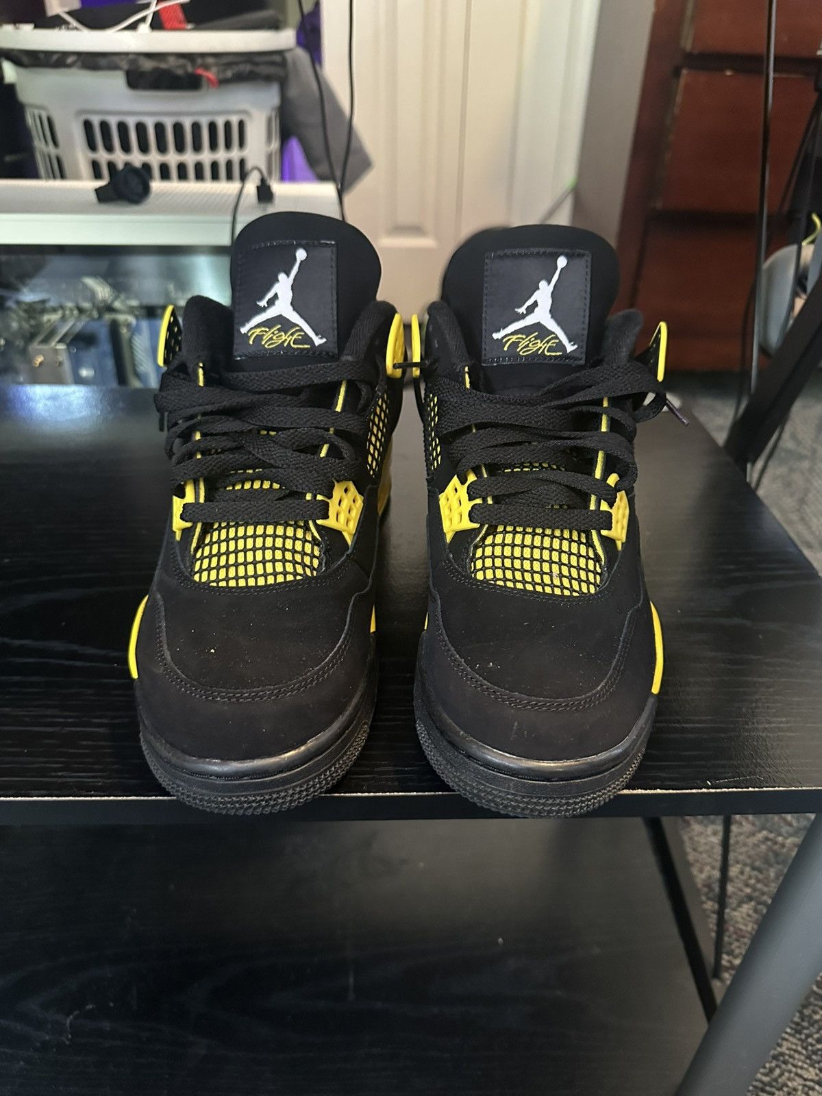 Jordan Brand Jordan 4 Thunder Size US 9.5 / EU 42-43 - 2 Thumbnail
