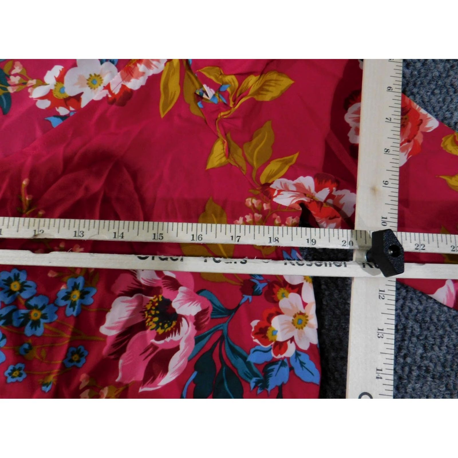 Loft LOFT Blouse Womens Small Red Floral Long Sleeve V-Neck Lightweight Top Size S / US 4 / IT 40 - 6 Thumbnail