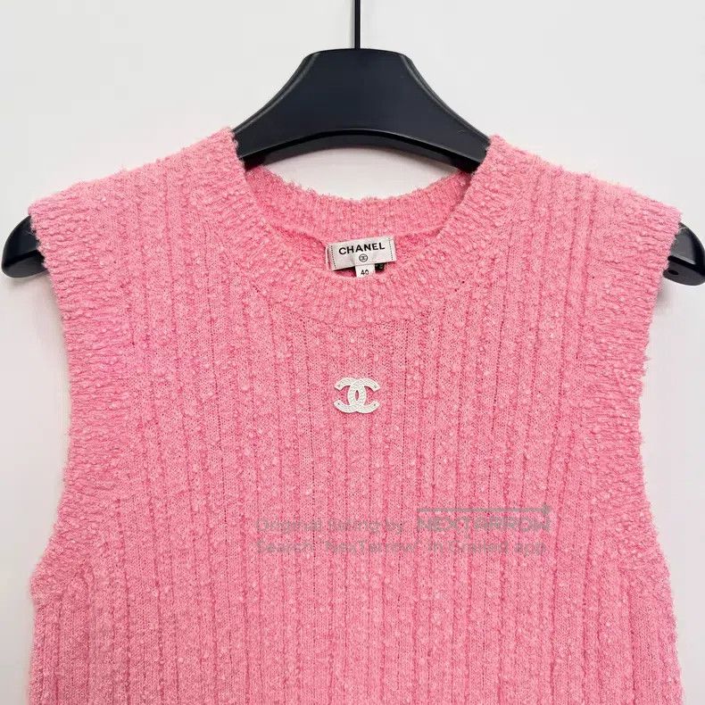 Chanel Chanel Pink CC Knit Sleeveless Vest i Size S / US 4 / IT 40 - 2 Thumbnail