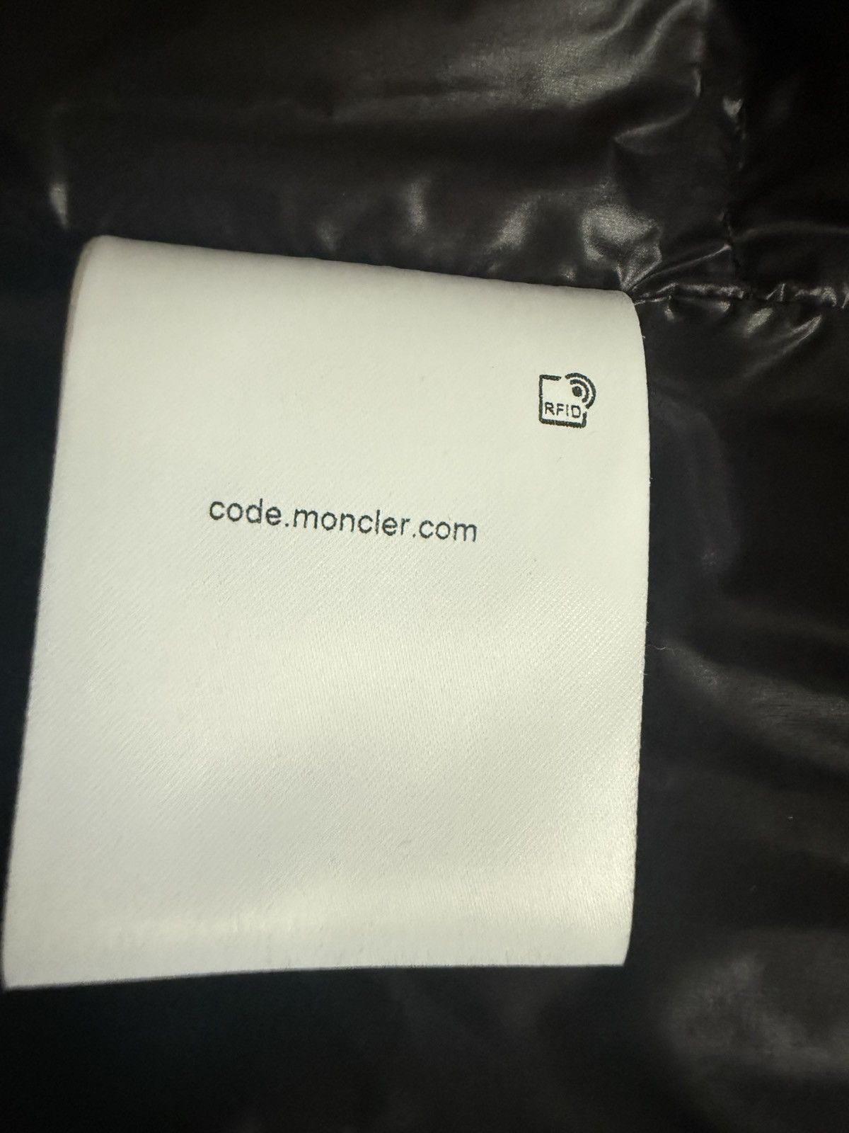 Moncler Moncler Gui Padded Down Gilet Size US L / EU 52-54 / 3 - 15 Thumbnail