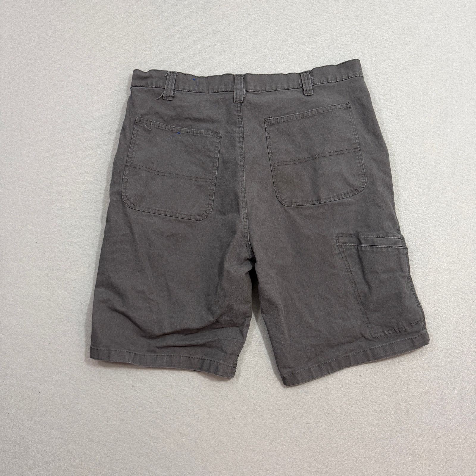 Vintage Rugged Wear Cargo Shorts Men' 36 Gray 10" Inseam Utility Size US 36 / EU 52 - 4 Thumbnail