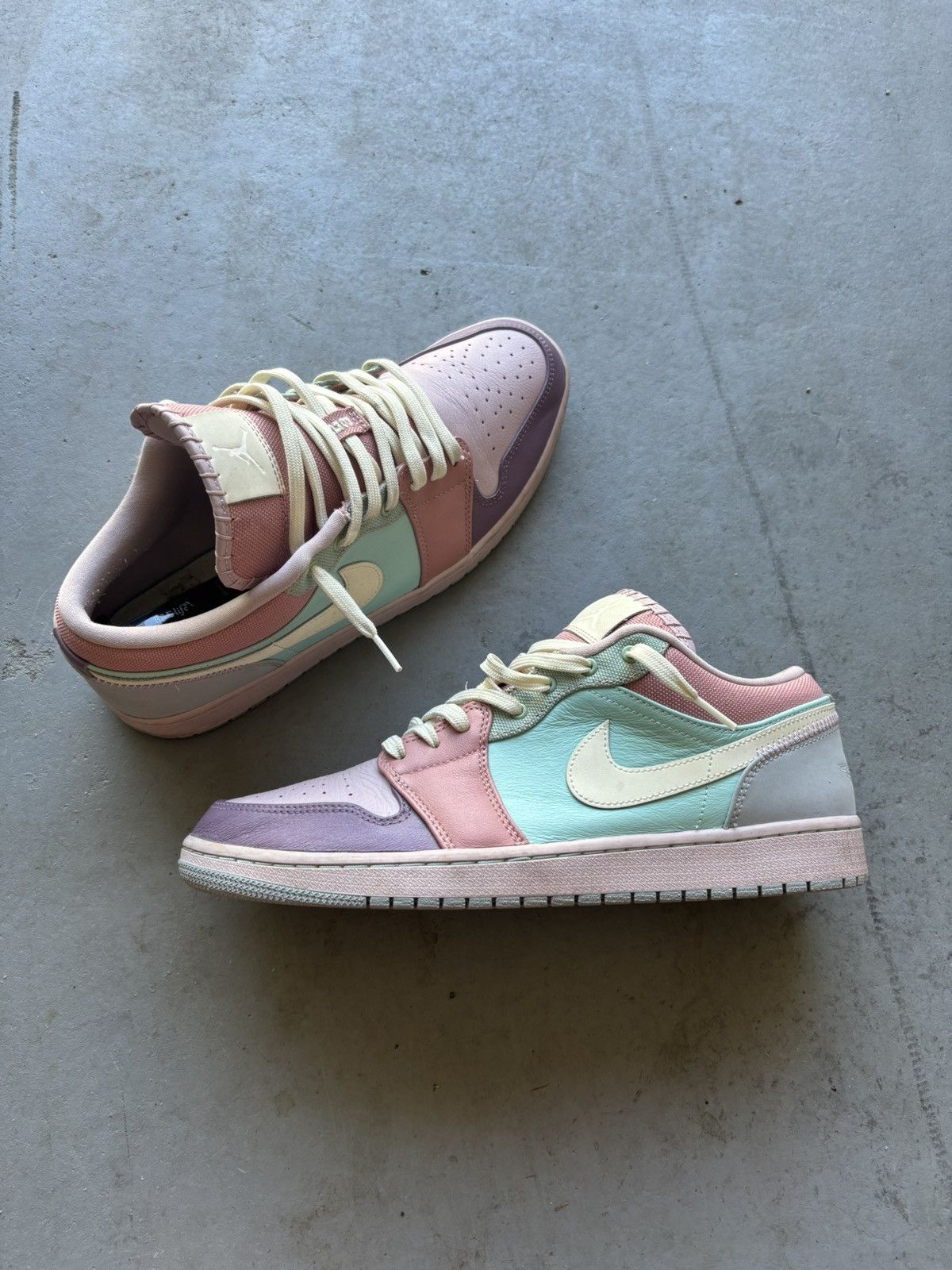 Jordan Brand × Nike Jordan 1 Low SE Easter Pastel Size US 12 / EU 45 - 1 Thumbnail
