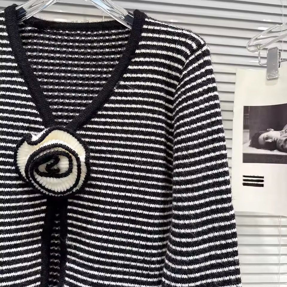 Striped Retro Vintage Style Trendy V-Neck Cardigan Sweater