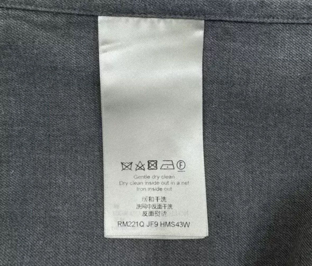 Louis Vuitton LOUIS VUITTON LV Logo Embroidered Mixed Fabric Shirt Size US M / EU 48-50 / 2 - 5 Thumbnail