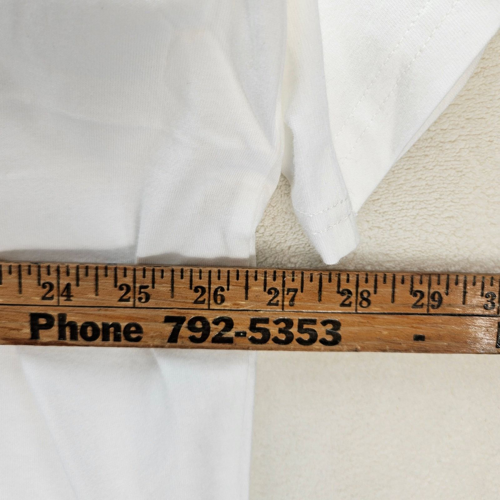 Levi's LEVI'S MEN'S 2XL RELAXED FIT 2 HORSE LOGO WHITE TSHIRT Size US XXL / EU 58 / 5 - 2 Thumbnail