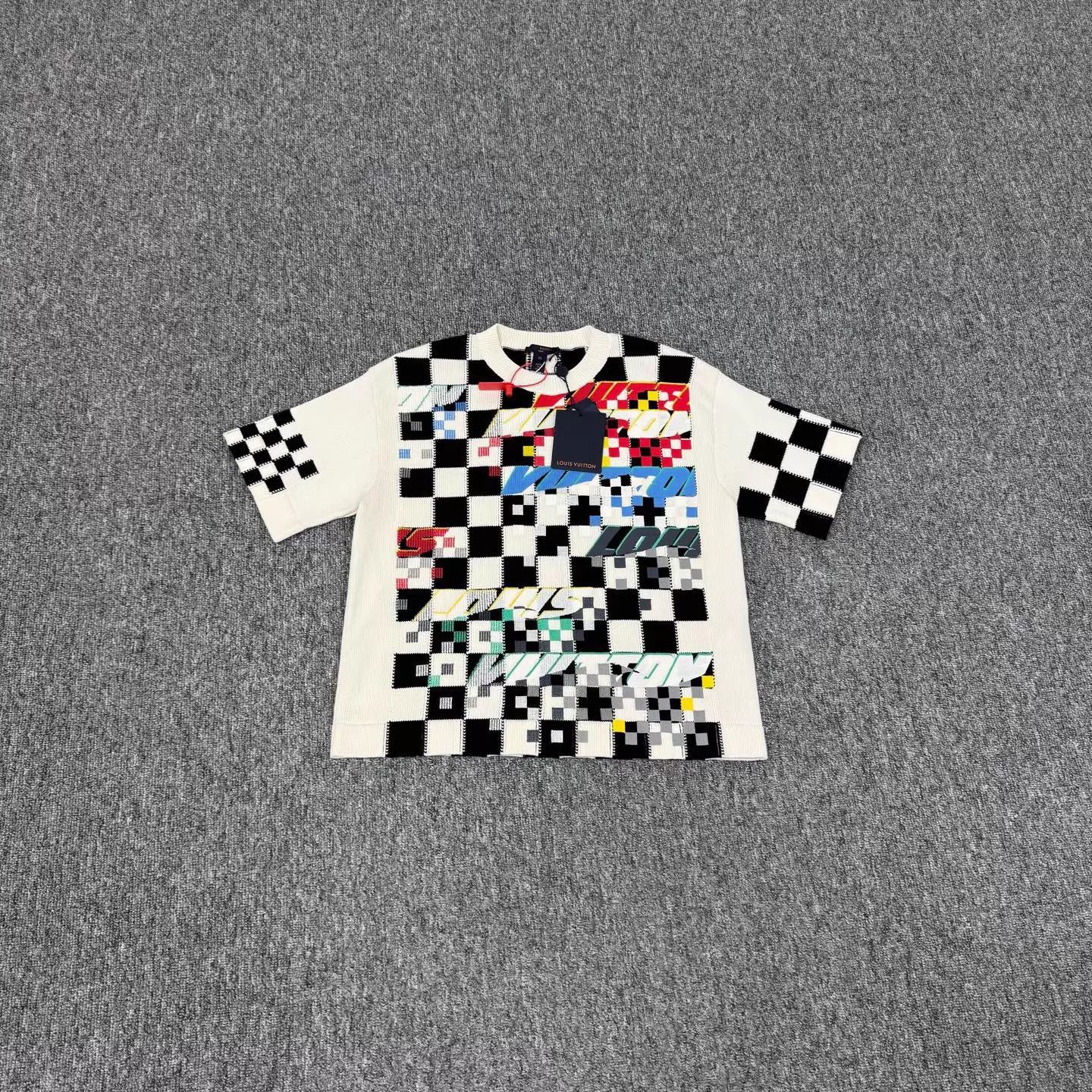 Louis Vuitton LV crewneck knit short sleeve tee XS new with tags Size US XS / EU 42 / 0 - 1 Thumbnail