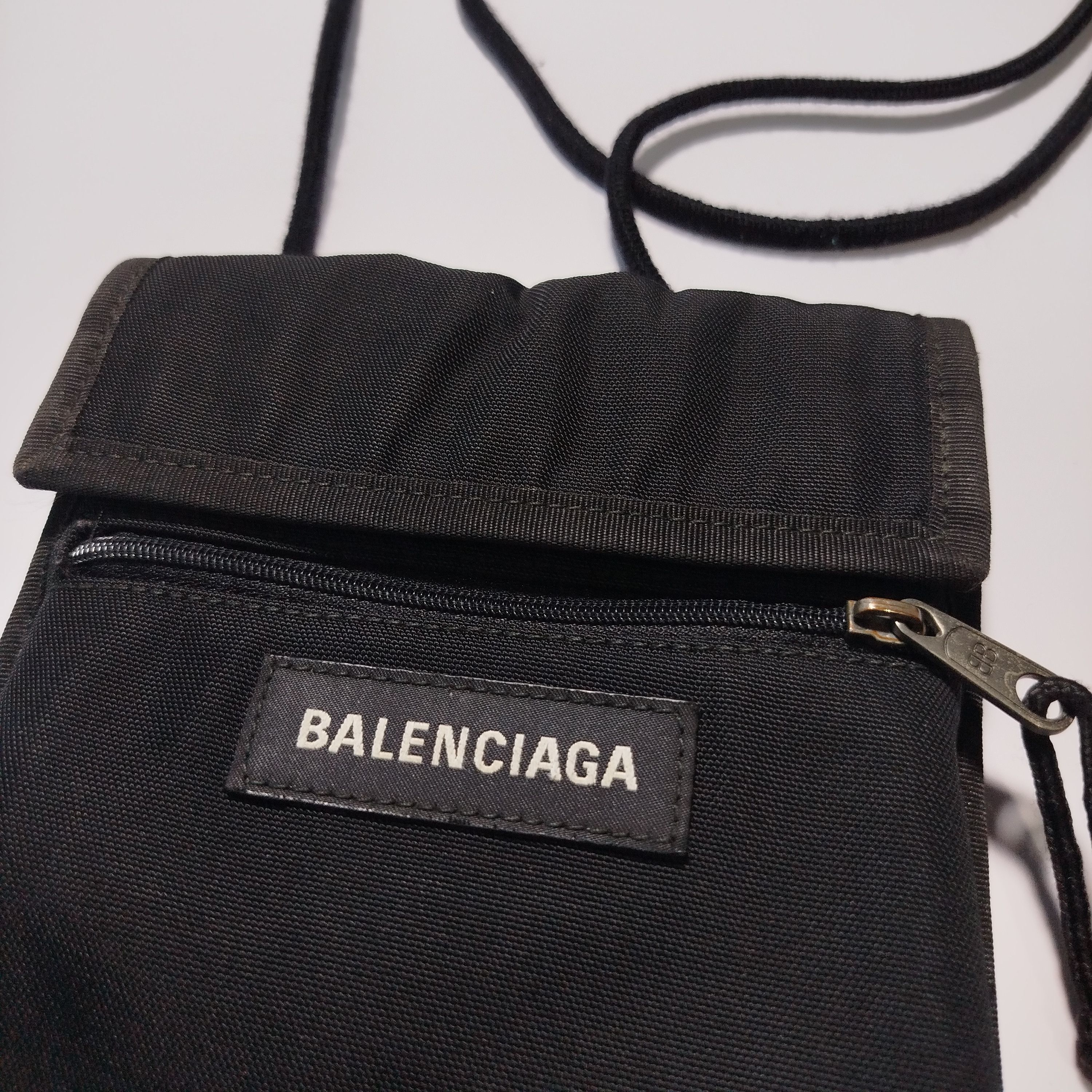 Balenciaga BALENCIAGA Explore Pouch / Sling Bag – Black Size ONE SIZE - 2 Thumbnail