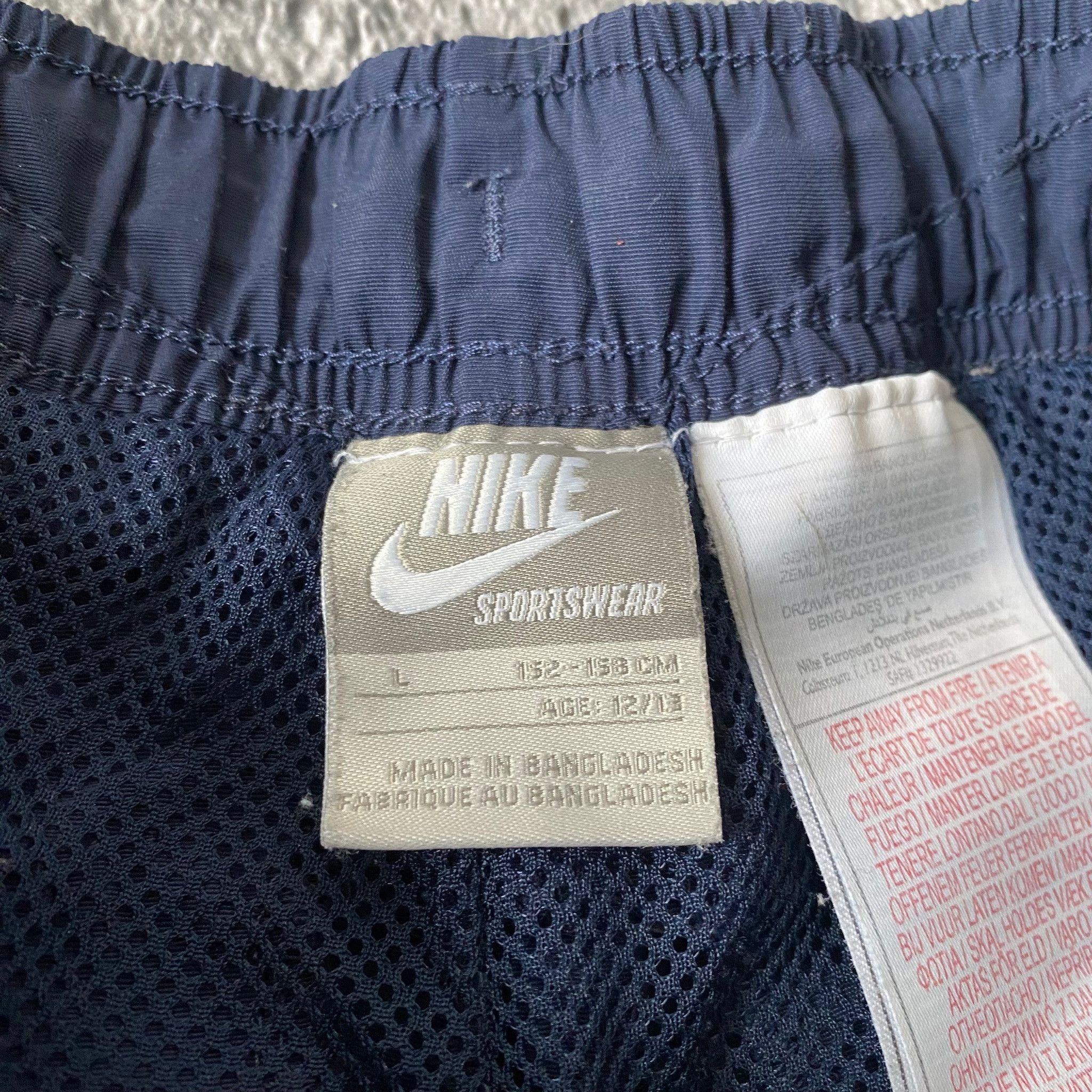 Nike × Vintage Vintage Nike Nylon Drill SweatPants Track Pants Size 28" / US 6 / IT 42 - 5 Thumbnail