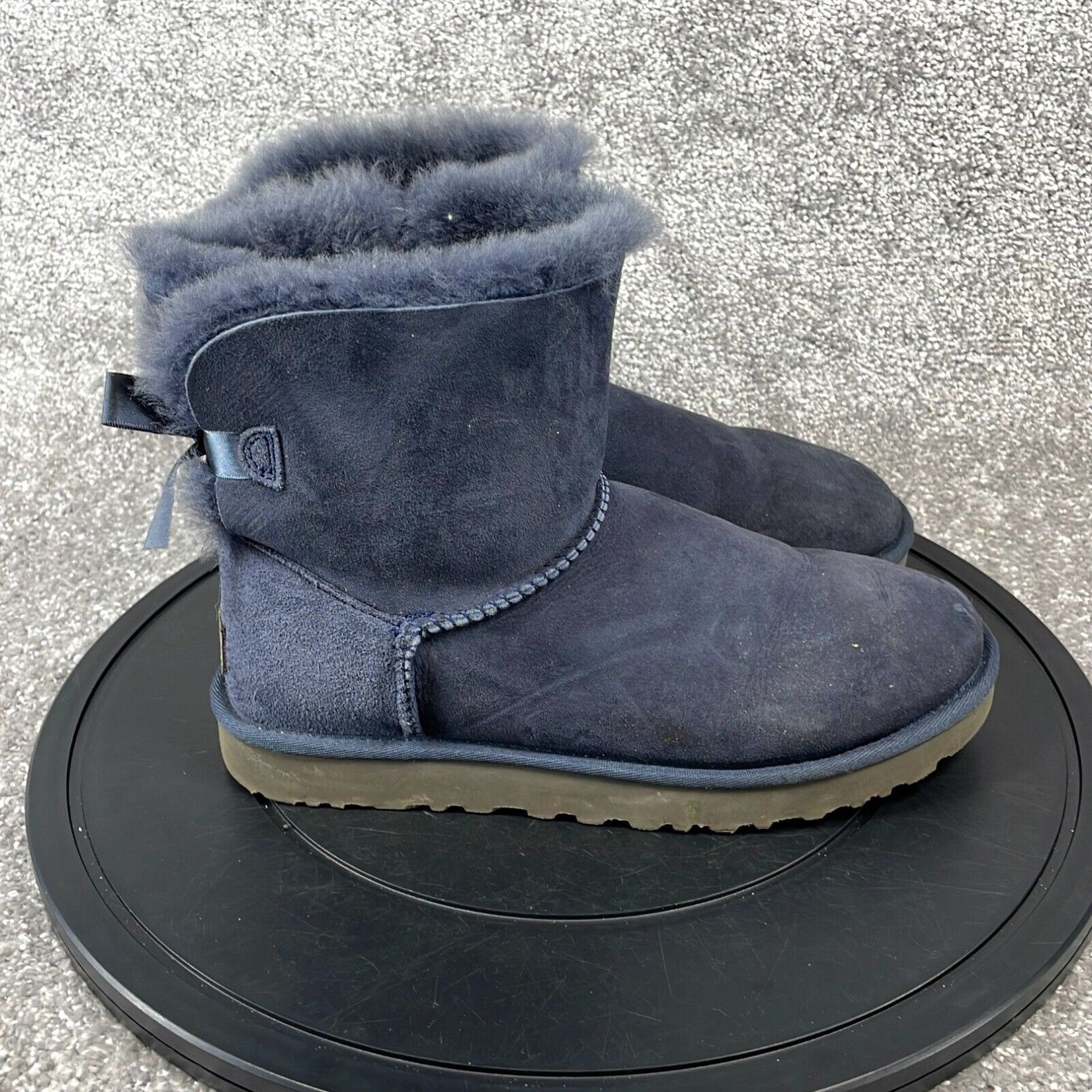 image of UGG Boots Women's Size 8 Mini Bailey Bow Ii Pull On Ankle Snow Boot Gray in White