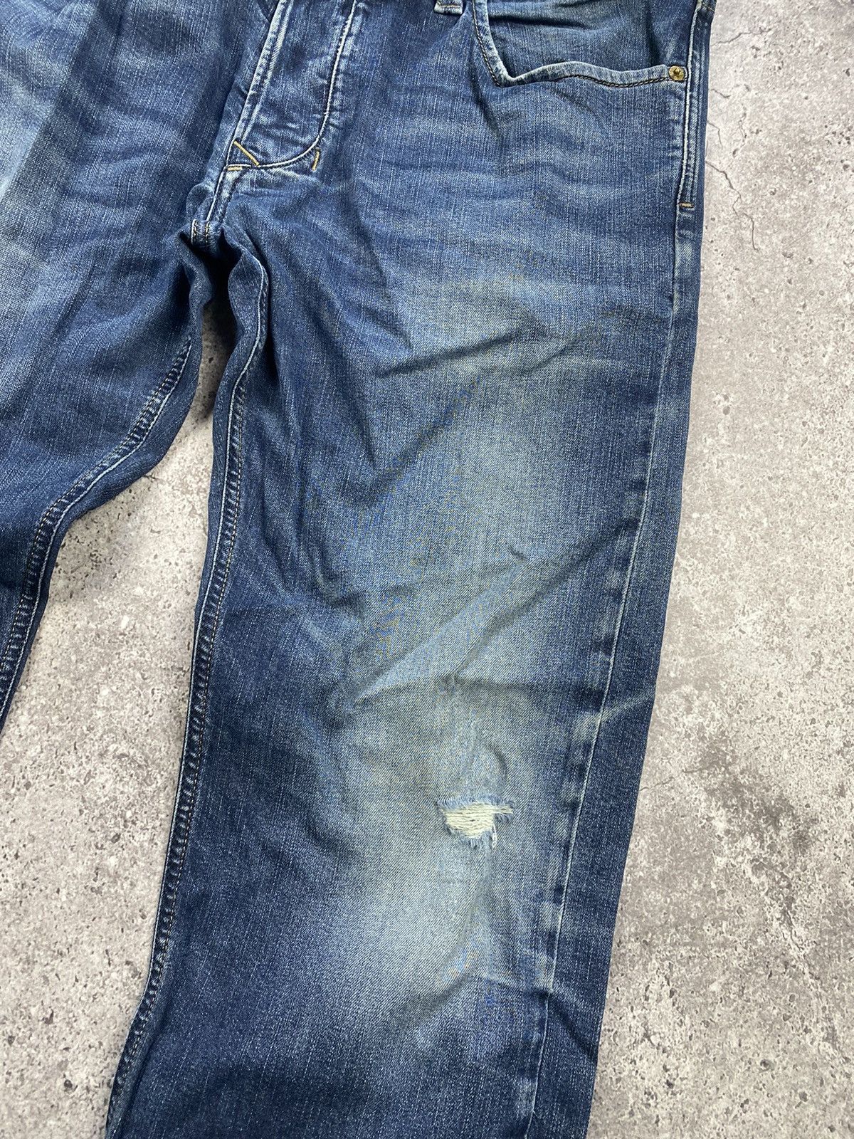 Diesel Vintage Diesel Jeans Big Logo Distressed Baggy japanese 90s Size US 36 / EU 52 - 2 Thumbnail