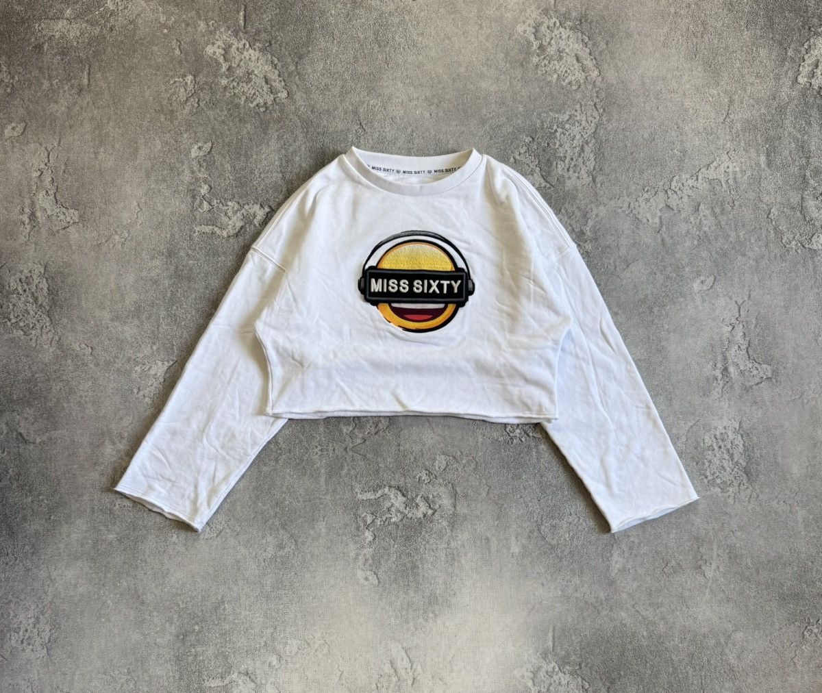 Miss Sixty Miss Sixty big logo smile emoji sweatshirts crop jumper top Size XS / US 0-2 / IT 36-38 - 7 Thumbnail