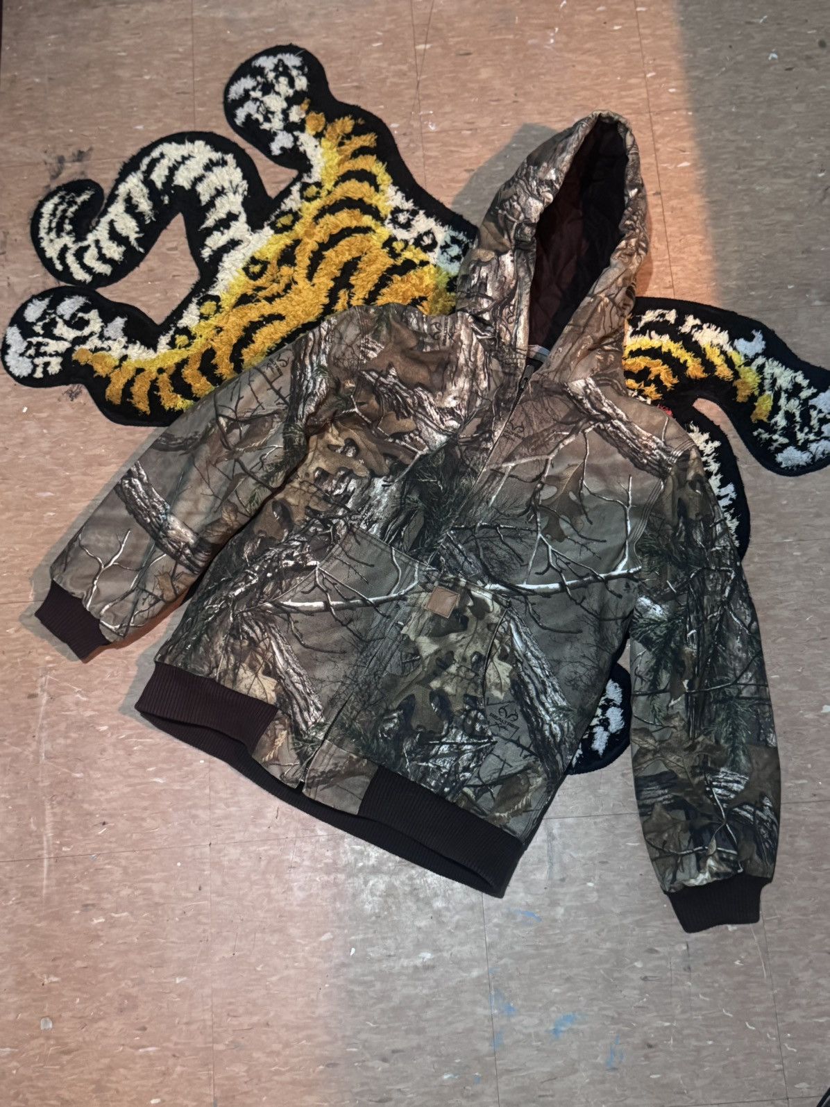 Carhartt Carhartt Realtree Camo Hooded Jacket - Size L Size US L / EU 52-54 / 3 - 1 Thumbnail