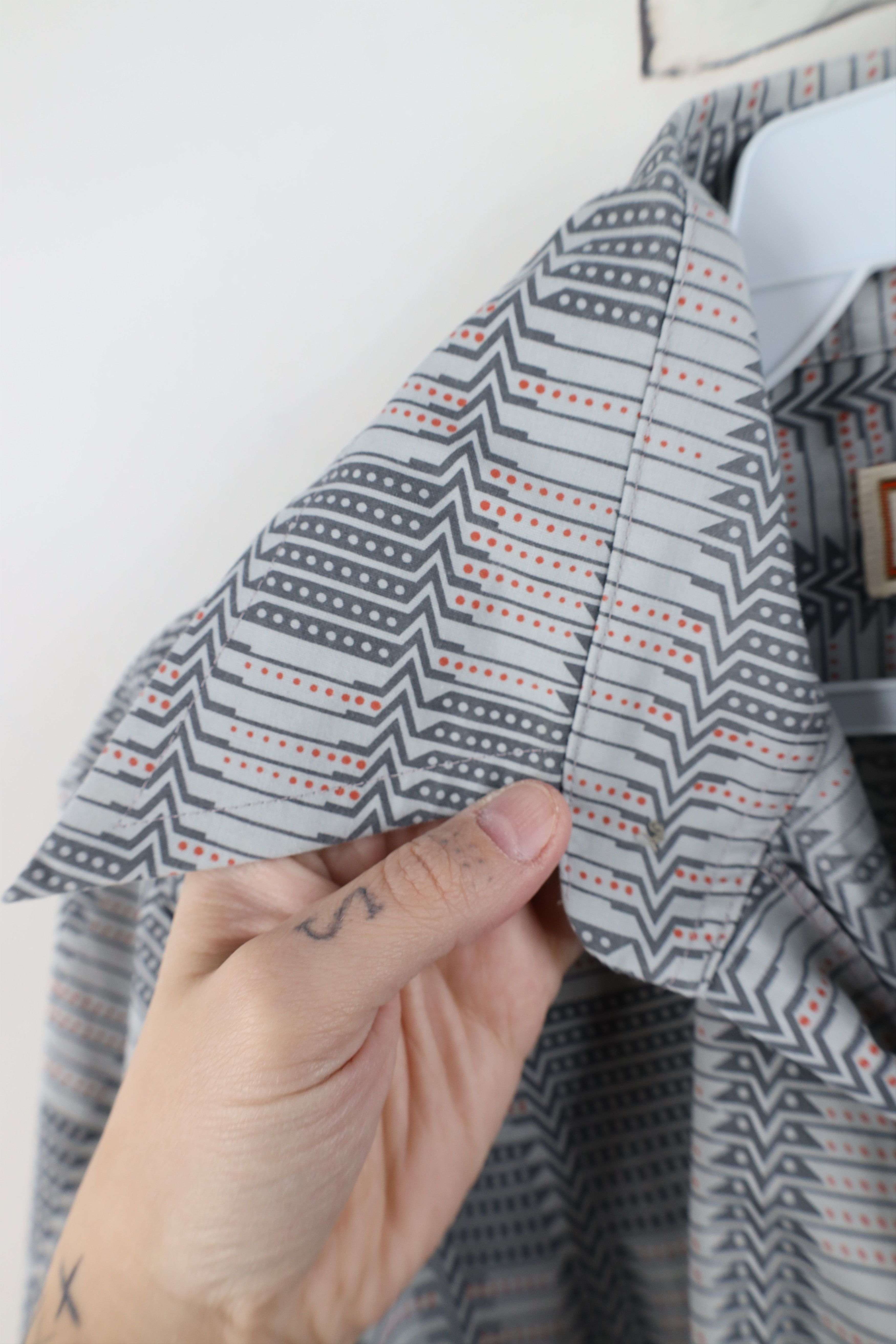 Vintage Vintage 70s Streetwear Geometric Disco Collared Button Shirt Size US M / EU 48-50 / 2 - 7 Thumbnail