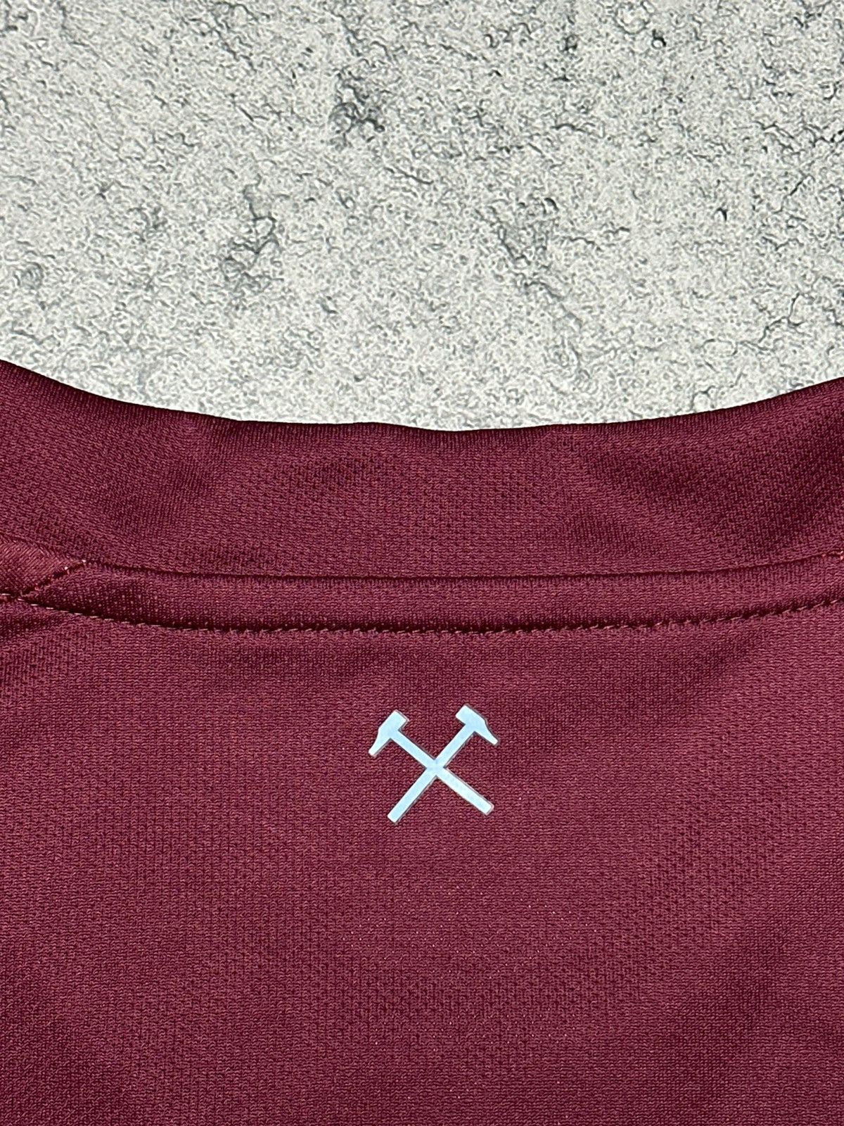 Umbro West Ham Umbro Soccer Home Bubbles Jersey Blokcore Size US M / EU 48-50 / 2 - 8 Thumbnail