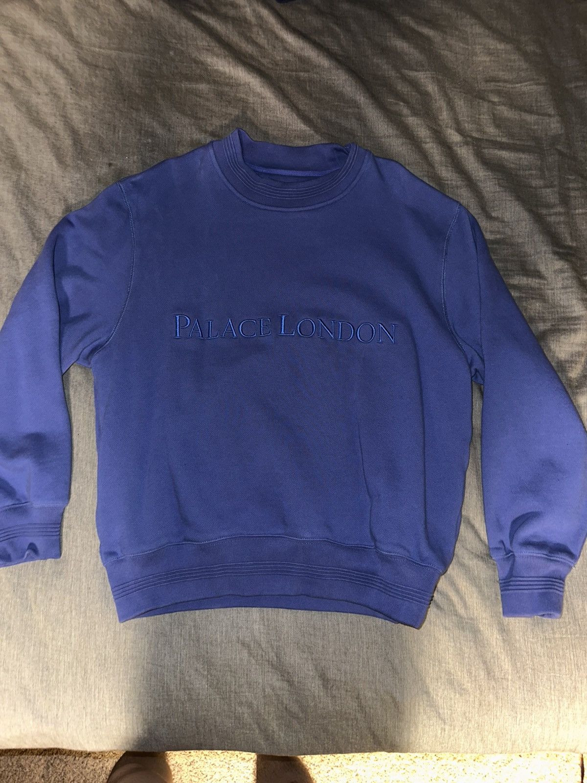 Palace Palace London Crew Ultra Size US M / EU 48-50 / 2 - 1 Thumbnail