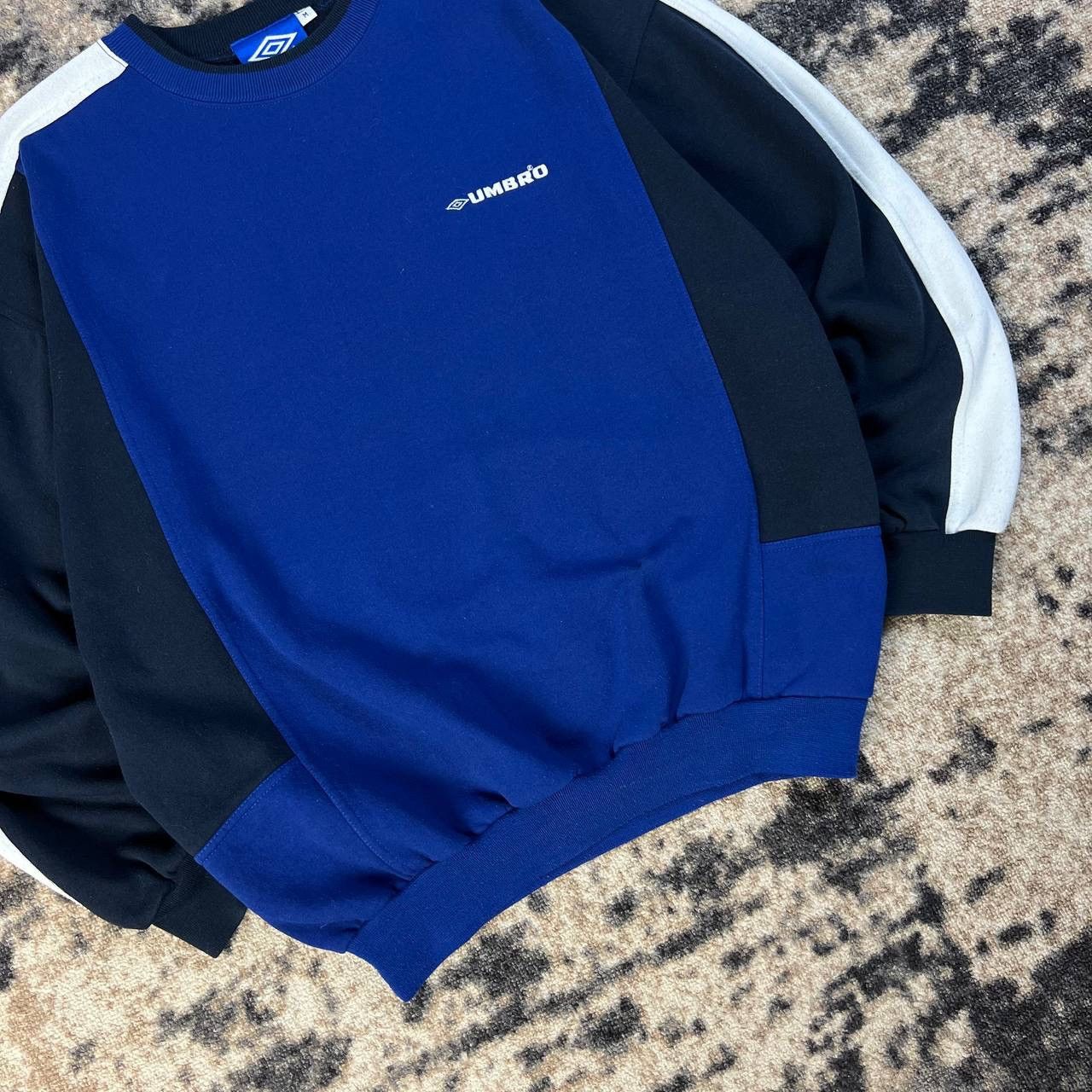 Umbro Umbro Mini Logo Vintage Y2K Boxy Fit Sweatshirt Size US M / EU 48-50 / 2 - 3 Thumbnail