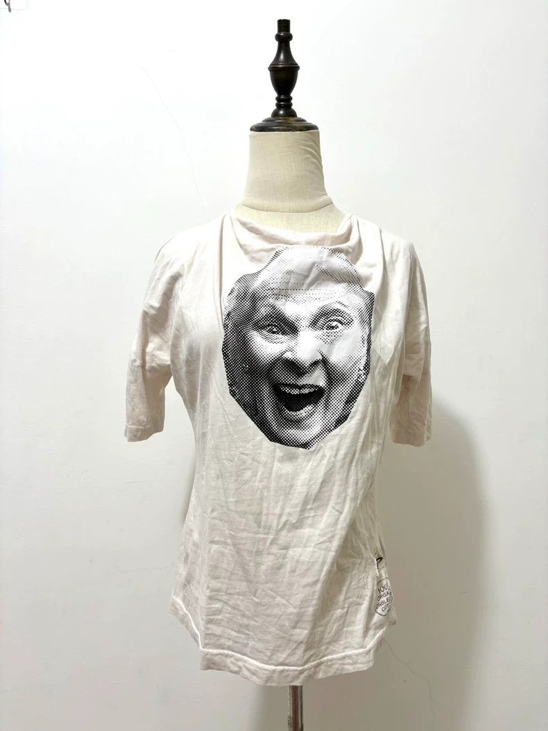 Vivienne Westwood Vivienne Westwood The old lady wore a graffiti short-sleev Size L / US 10 / IT 46 - 1 Thumbnail