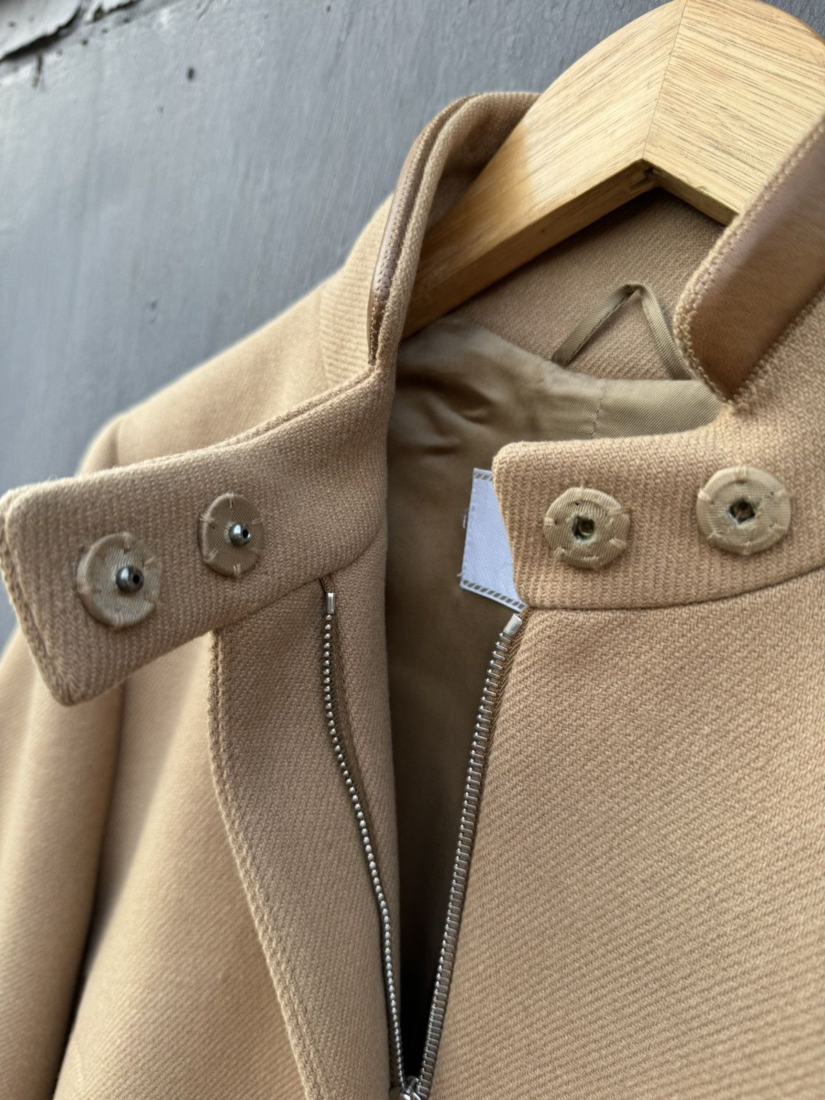 Prada Prada Vintage AW99 Camel Wool Jacket size 44 Size M / US 6-8 / IT 42-44 - 12 Thumbnail