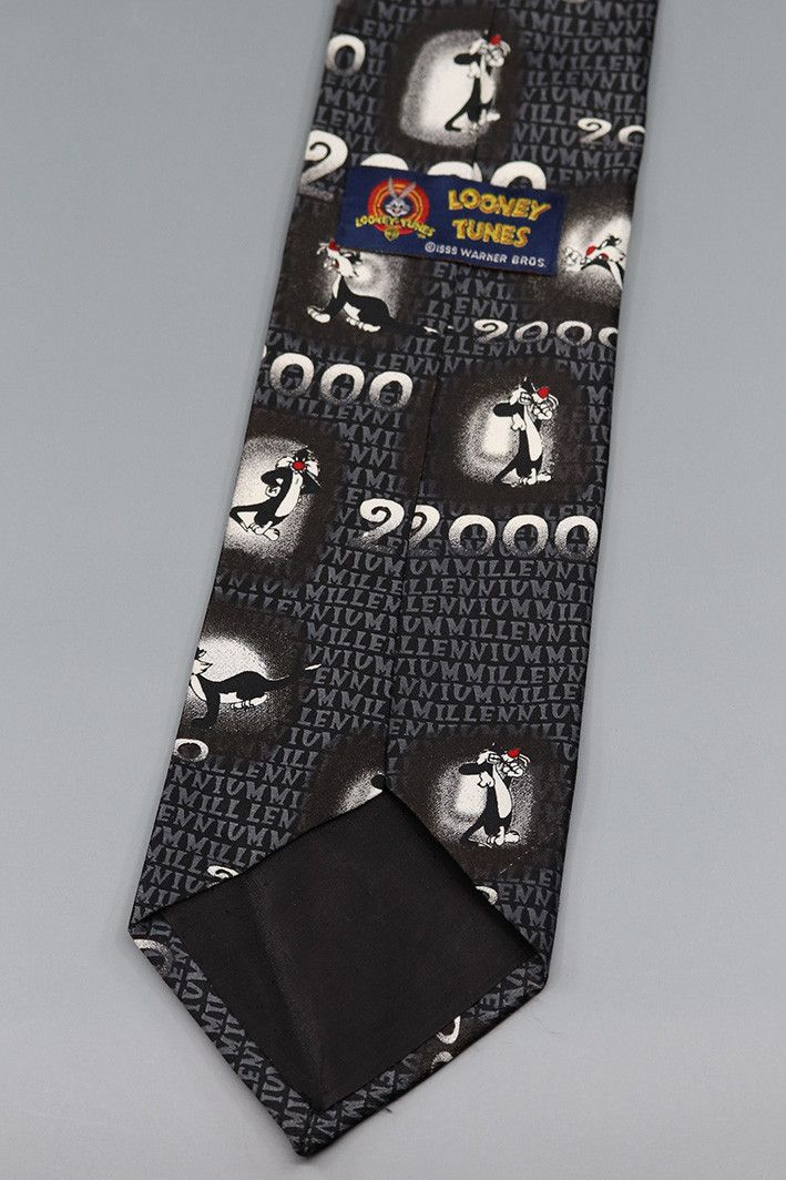 Warner Bros Looney Tunes Sylvester Millennium Tie – 1999 Warner Bros Size ONE SIZE - 2 Thumbnail