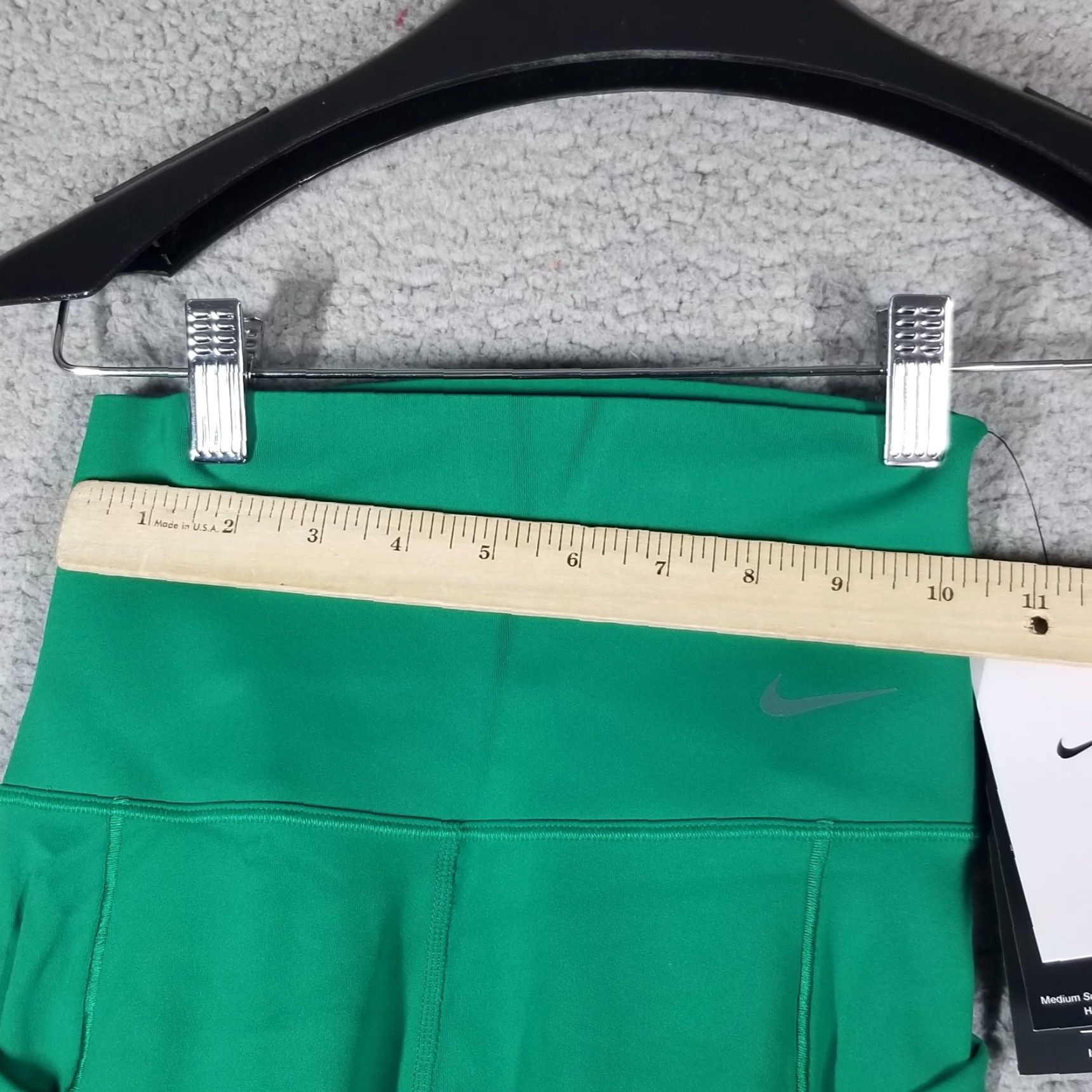 Nike VINTAGE Nike Cropped Leggings Women XS Green Athletic CrossFit Yoga Tapered Pockets Size 26" / US 2 / IT 38 - 4 Thumbnail