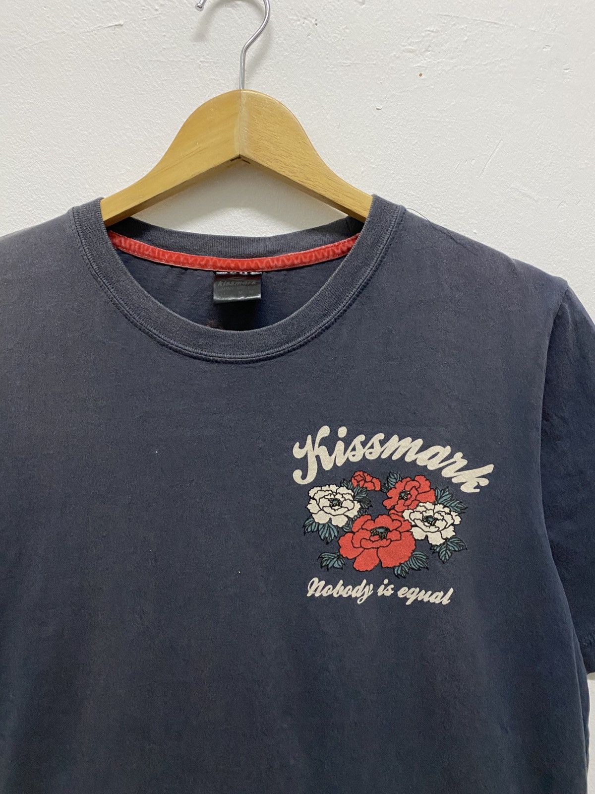 Japanese Brand Vintage Japanese Sukajan Girl Brand Kissmark T-Shirt Size US L / EU 52-54 / 3 - 9 Thumbnail