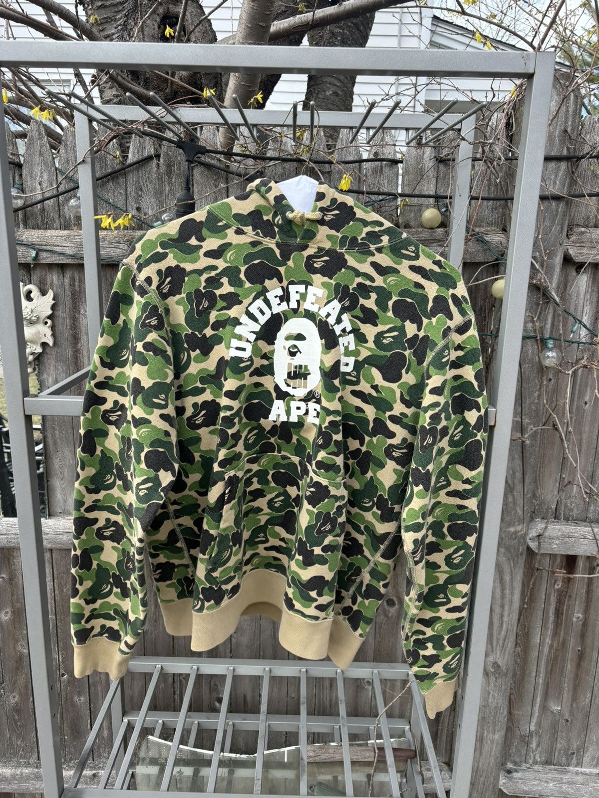 Bape Bape x undefeated camo hoodie Size US L / EU 52-54 / 3 - 1 Thumbnail