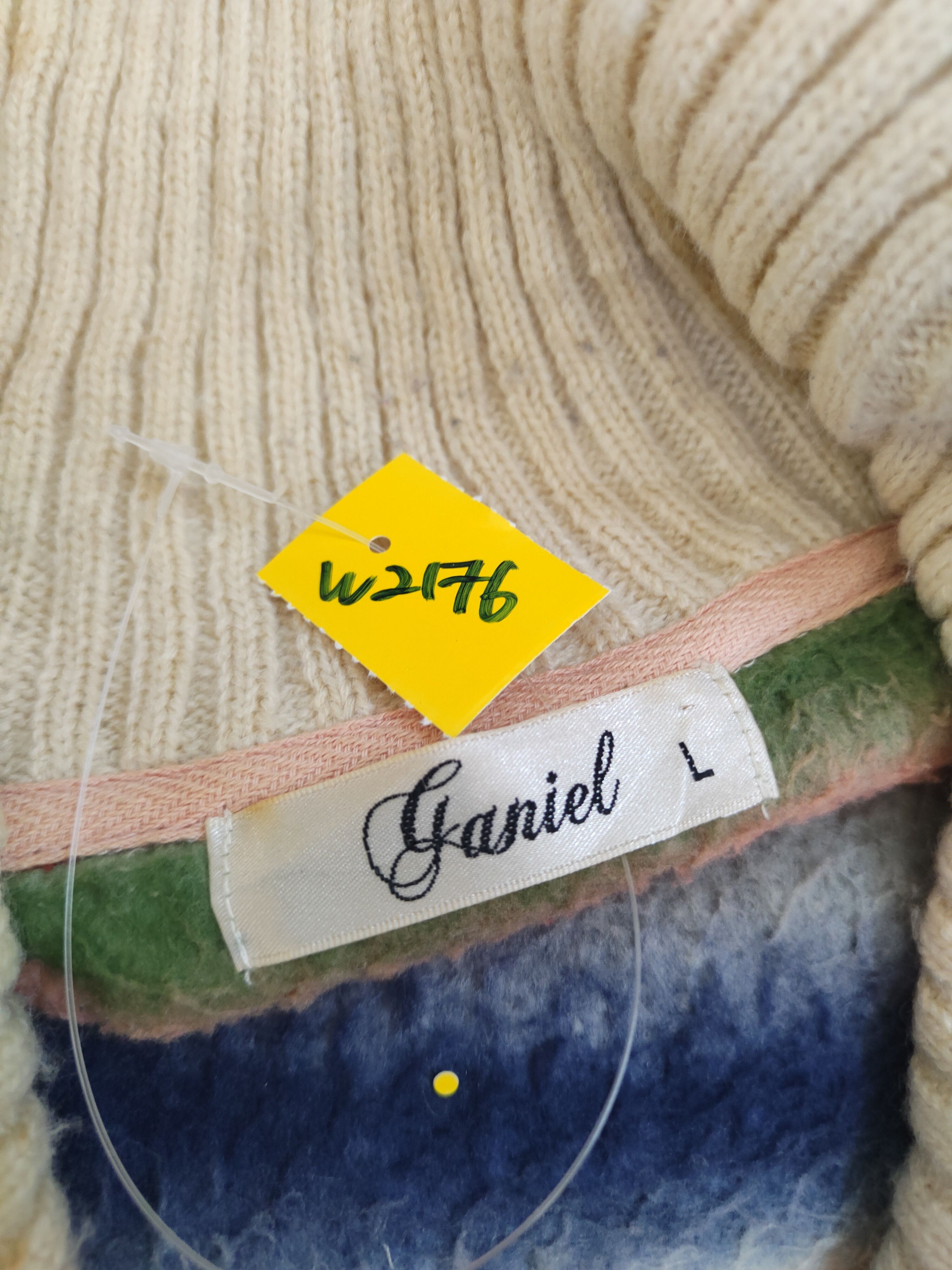 Japanese Brand Ganiel Mix Fur Faux Knitwear Sweaters #W2176 Size US S / EU 44-46 / 1 - 12 Thumbnail