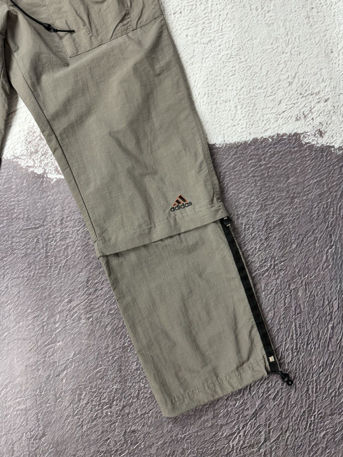 Adidas Adidas vntg y2k outdoor hiking 2 in 1 tightened track pants Size US 34 / EU 50 - 5 Thumbnail