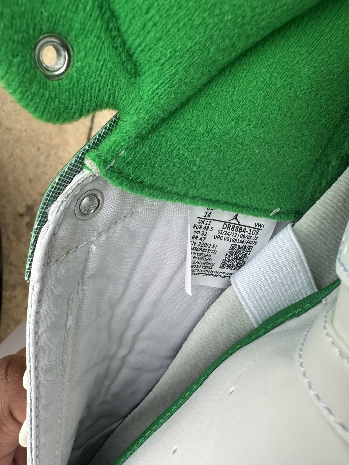 Jordan Brand × Nike Air Jordan 2 “Lucky Green” Size US 14 / EU 47 - 7 Thumbnail