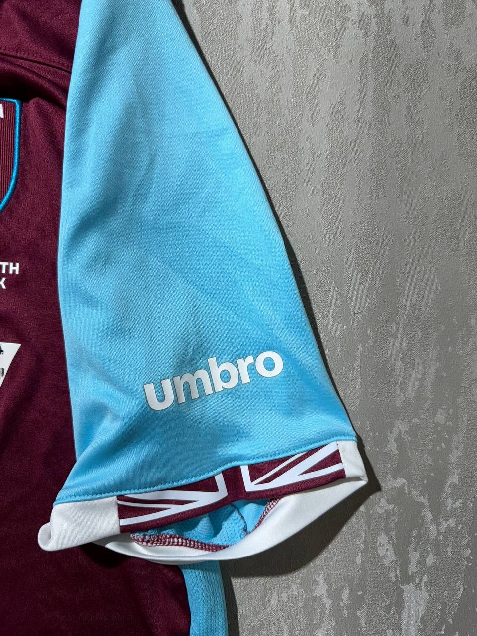Umbro WEST HAM UNITED 2016-17 HOME FOOTBALL SOCCER JERSEY UMBRO Size US XL / EU 56 / 4 - 7 Thumbnail
