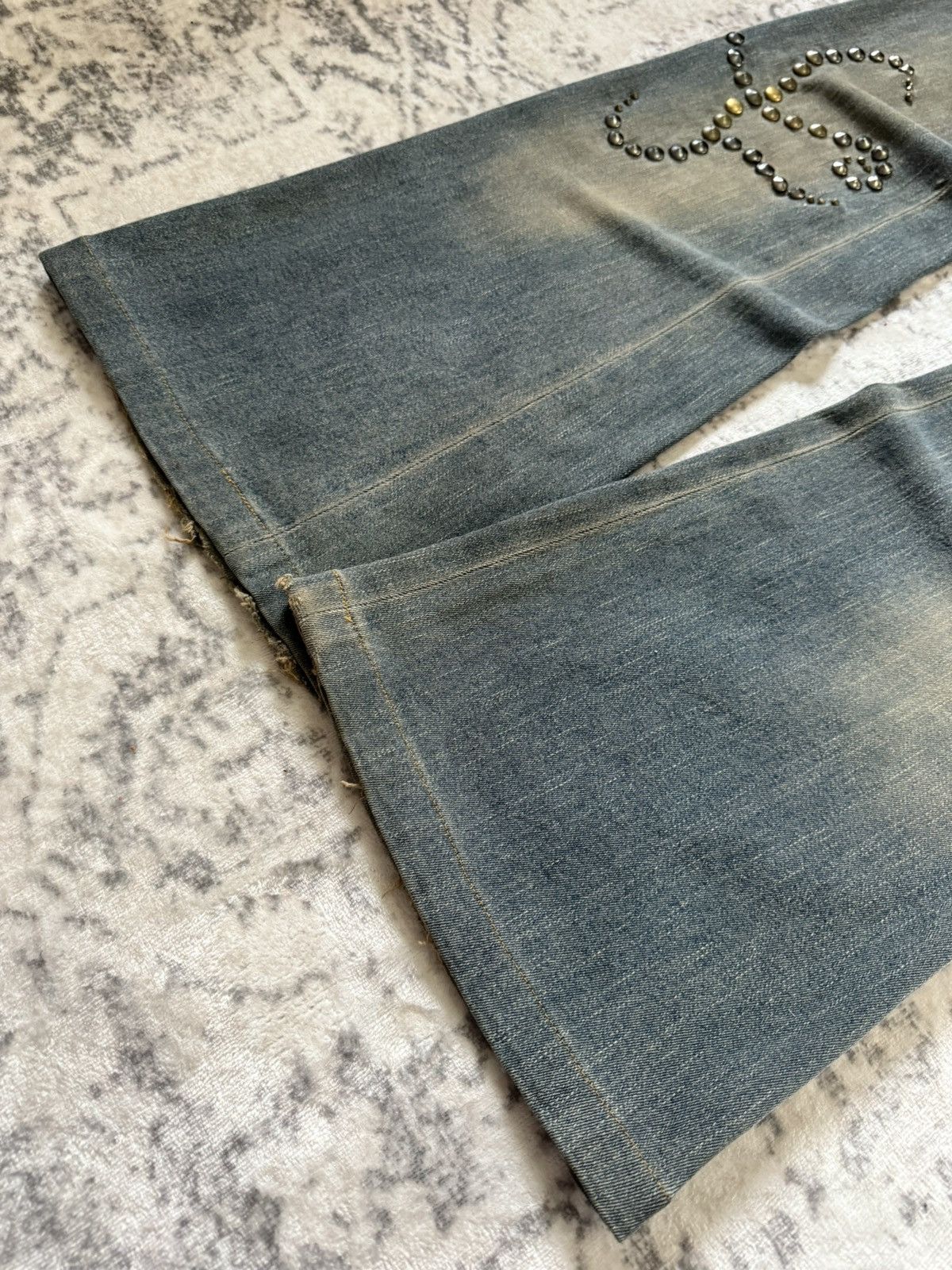 Tornado Mart Tornado Mart Artisanal Studded Tribal Mud Wash Flare Jeans Size US 29 - 14 Thumbnail