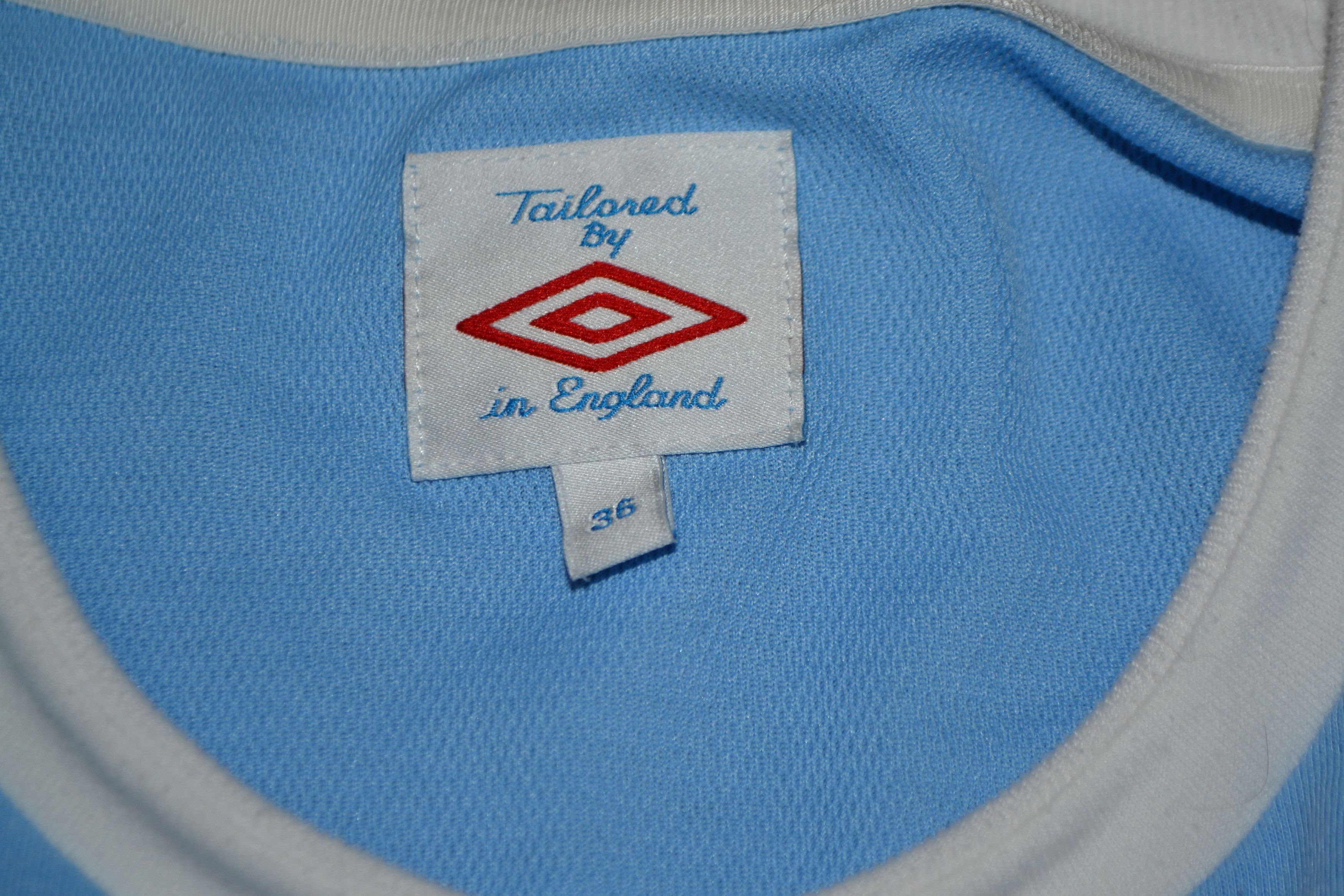 Umbro Manchester City Home Football Shirt 2009 2010 Soccer Jersey Size US S / EU 44-46 / 1 - 3 Thumbnail