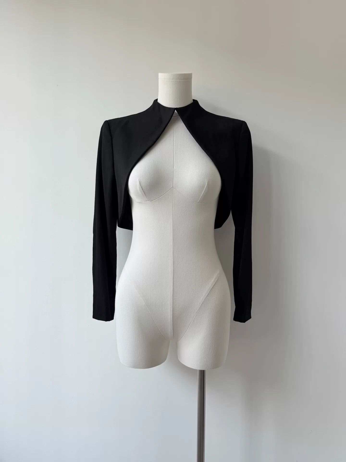 Y's Yohji Yamamoto Y's Short Jacket Size S / US 4 / IT 40 - 1 Thumbnail