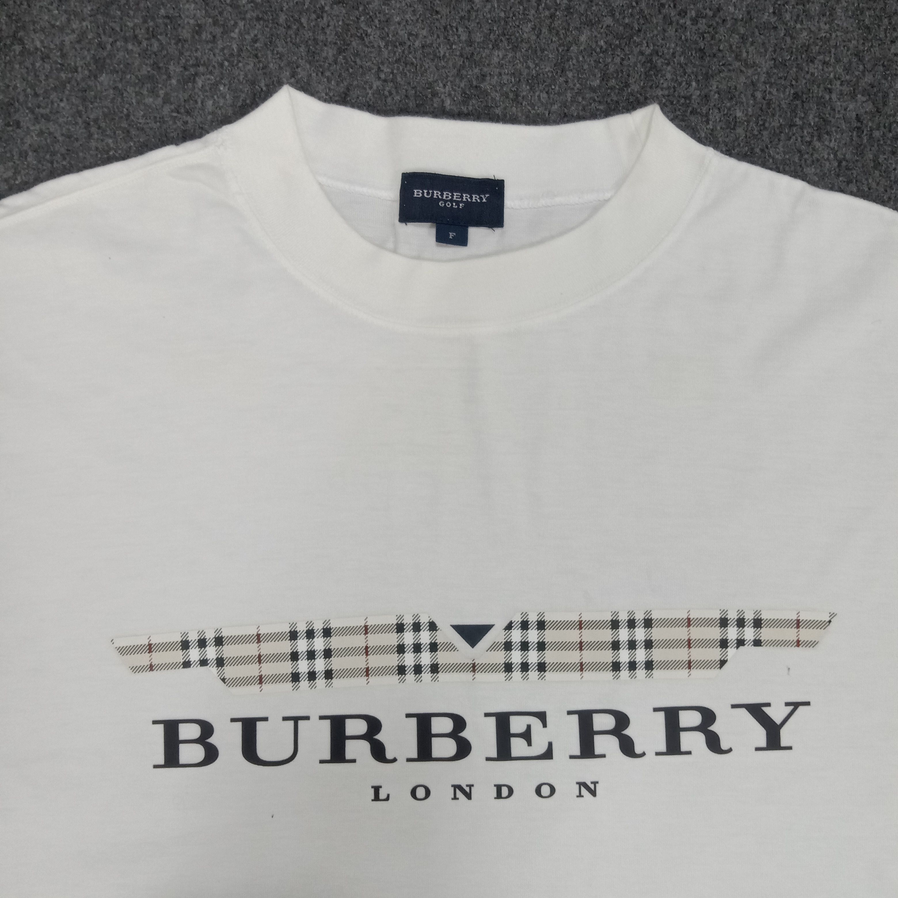 Burberry × Vintage Burberry London Italian Brand Tshirt Size US L / EU 52-54 / 3 - 2 Thumbnail