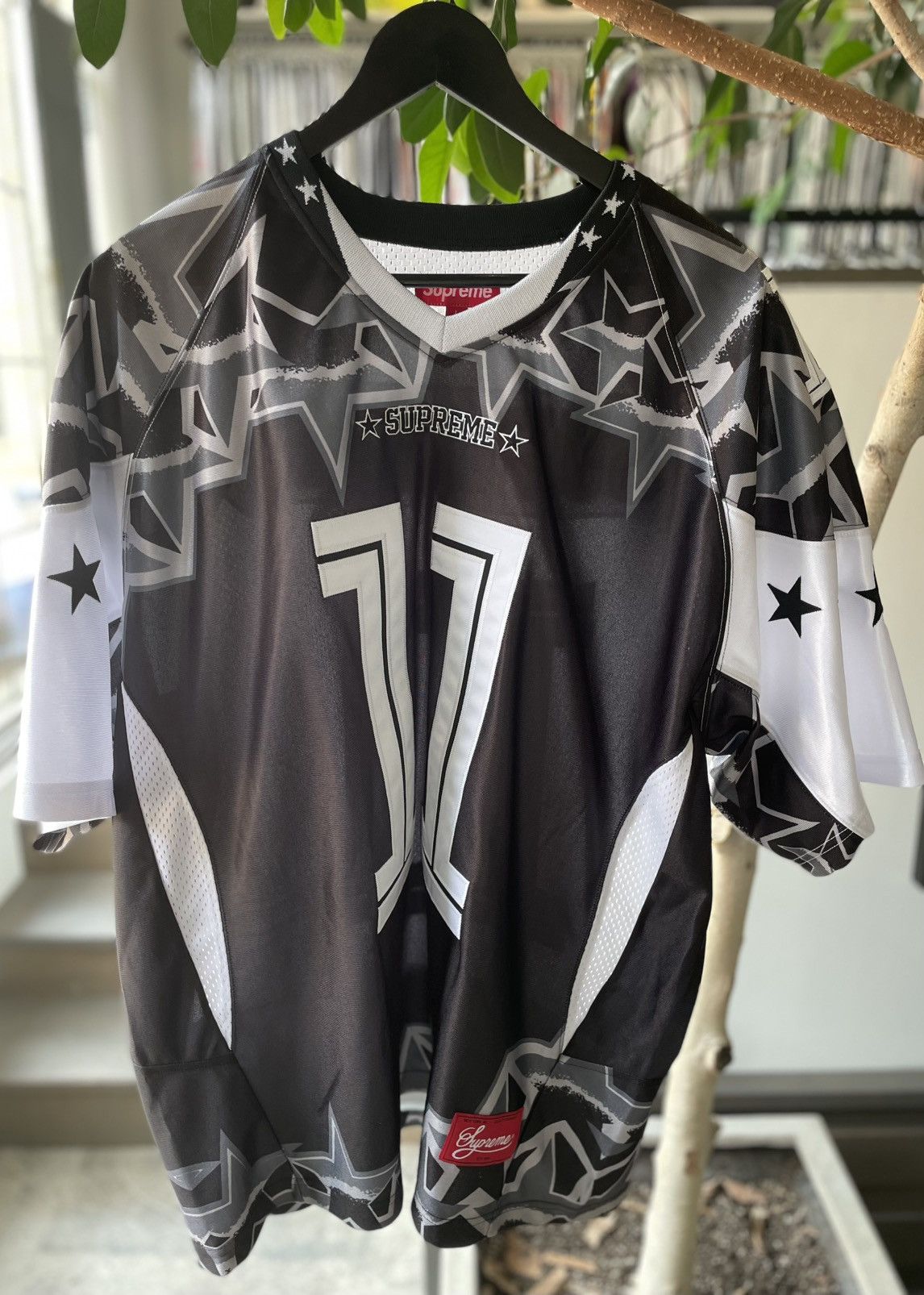 【SUPREME】STAR FOOTBALL JERSEY WHITE - 24FW Supreme SUPREME STARS FOOTBALL JERSEY | Grailed