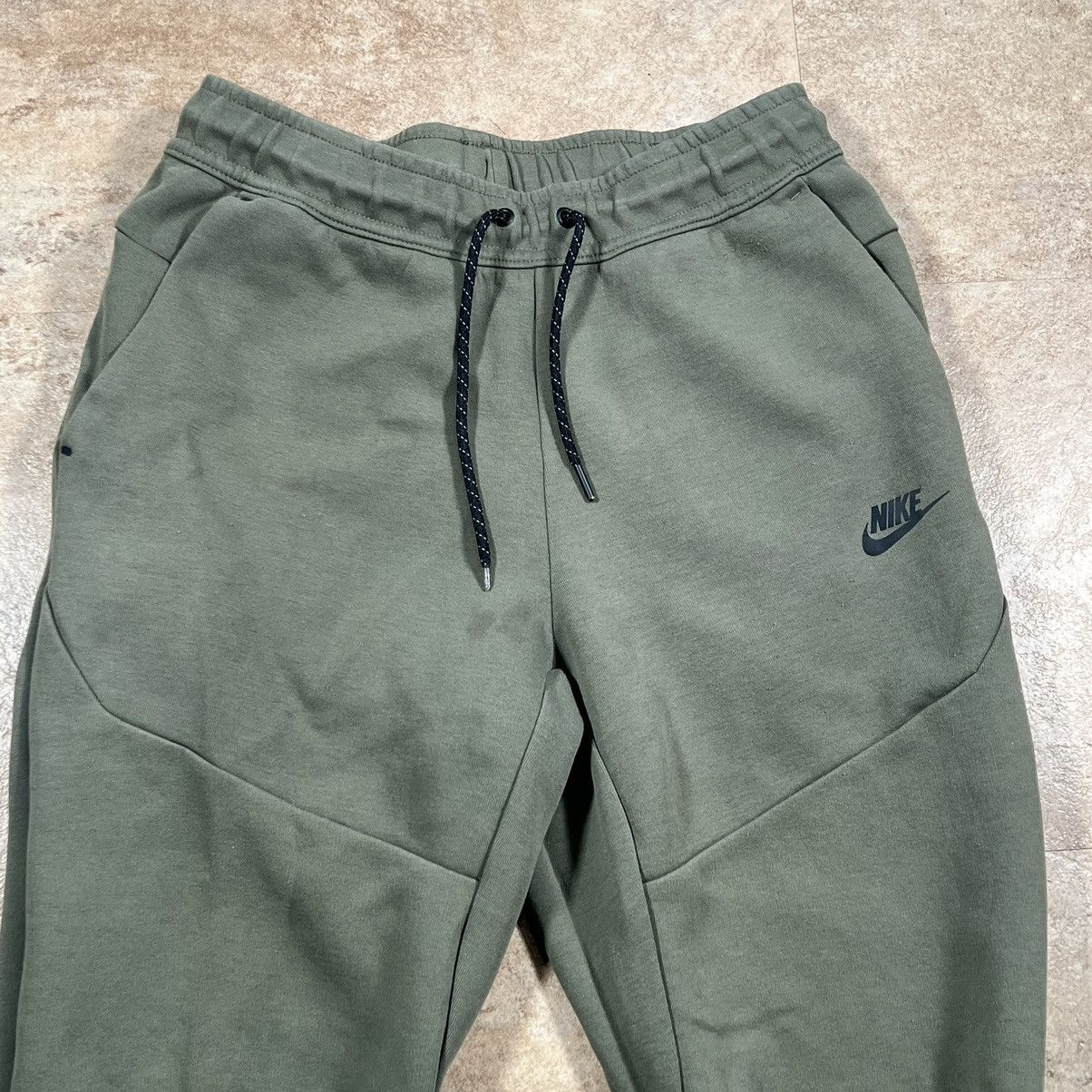 Nike Nike Tech Fleece Men's Joggers Size S Green Marsh Size US 28 / EU 44 - 3 Thumbnail
