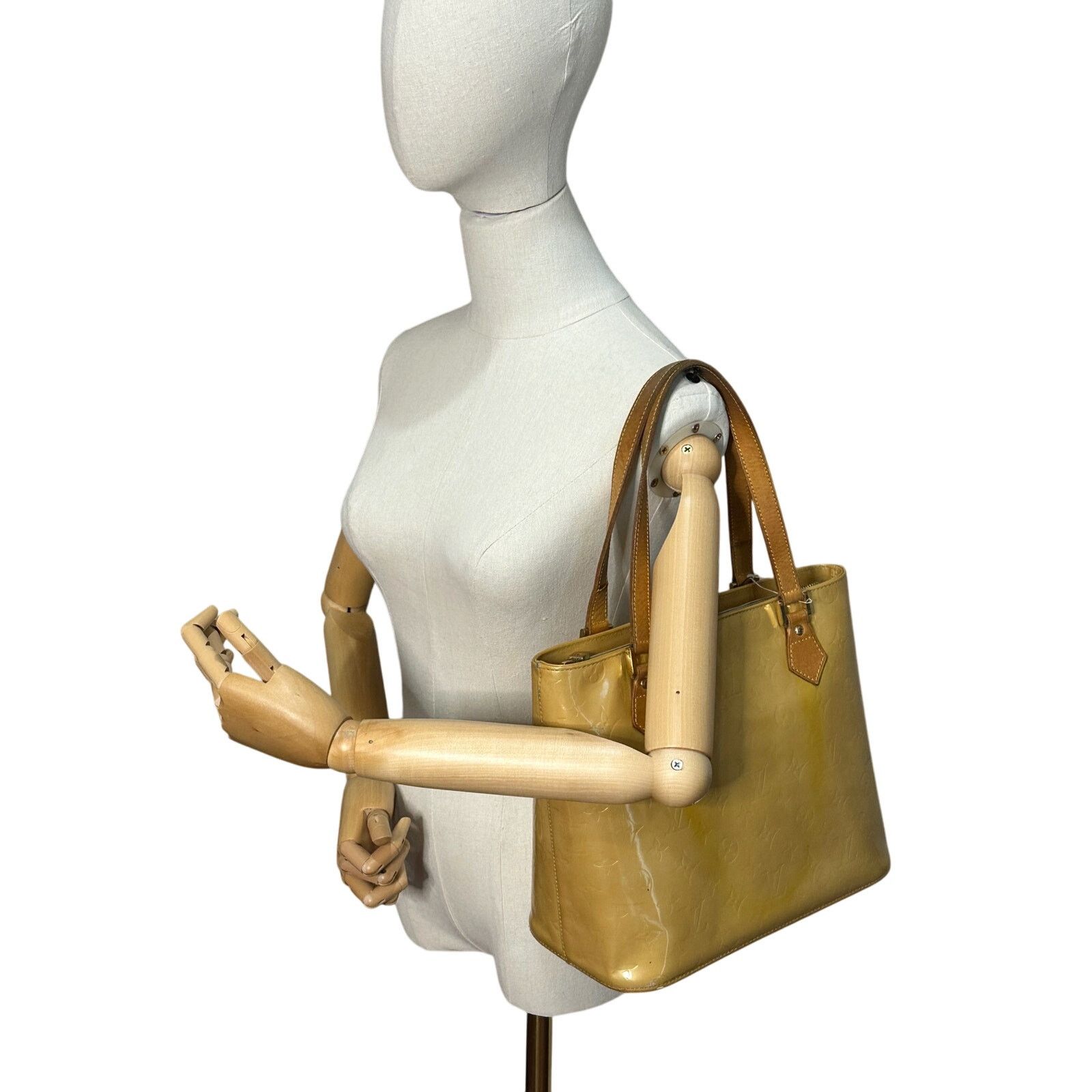Louis Vuitton Louis Vuitton Monogram Vernis Houston Hand Bag Size ONE SIZE - 21 Thumbnail
