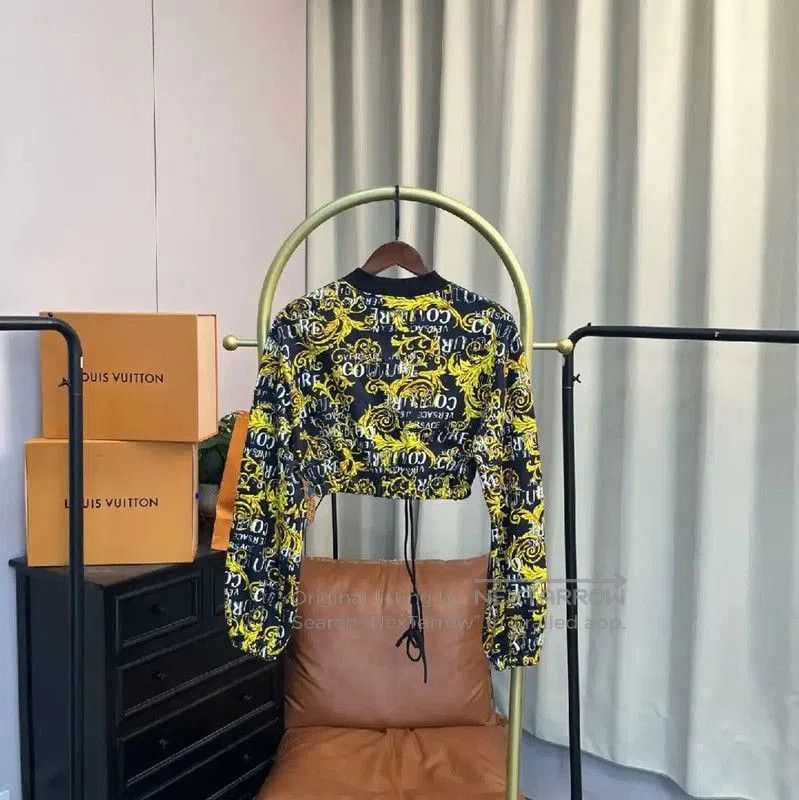 Versace Versace Yellow Cotton Cropped Sweatshirt . Size XS / US 0-2 / IT 36-38 - 2 Thumbnail
