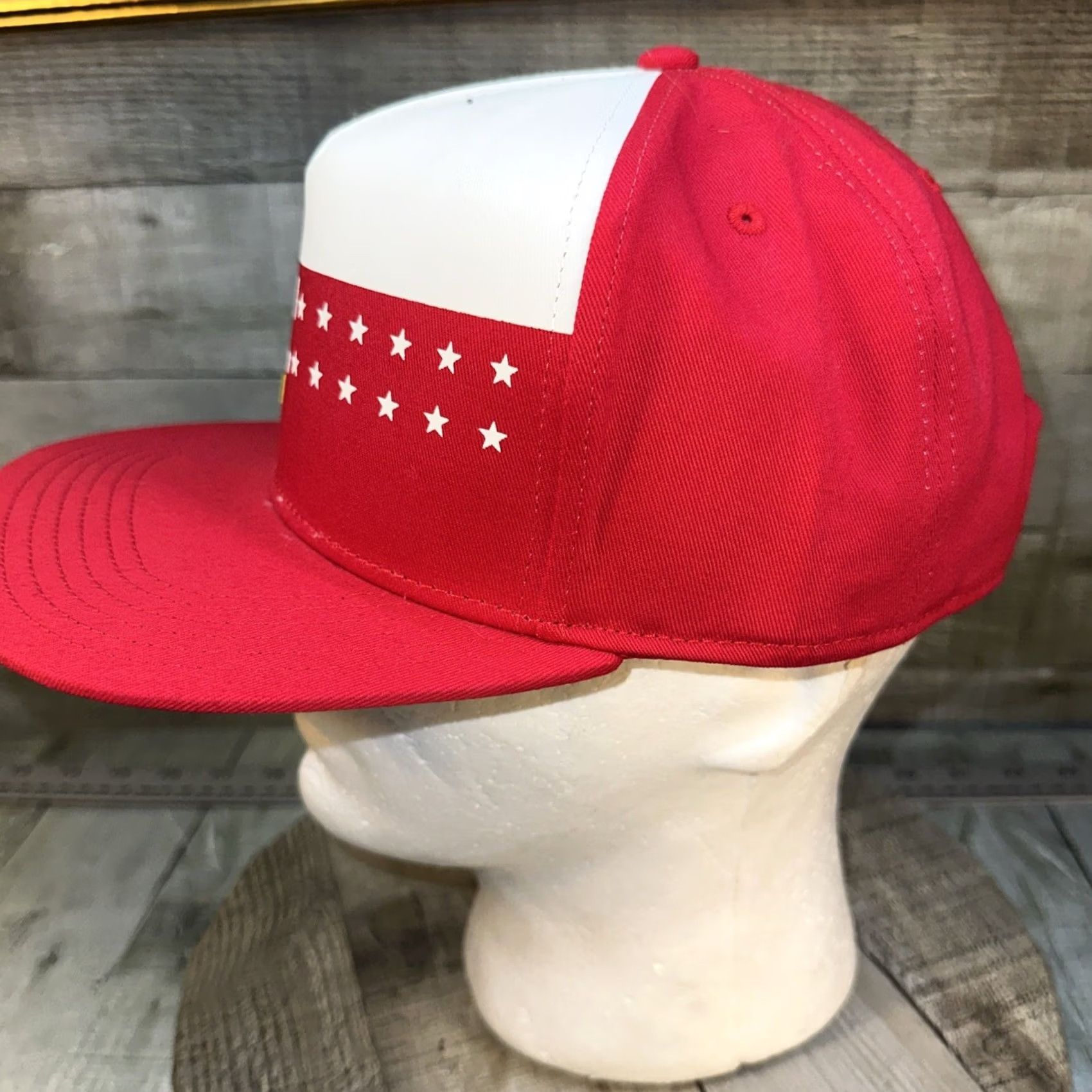 DC Comics VINTAGE DC Comics The Flash Snapback Hat Red White Six Flags Adjustable Cap Men One Size Black? Size ONE SIZE - 7 Thumbnail