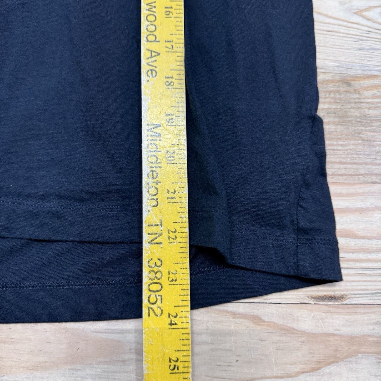 Victoria's Secret Victoria’s Secret Black Bling Logo Shirt Women’s Size L Size L / US 10 / IT 46 - 7 Thumbnail