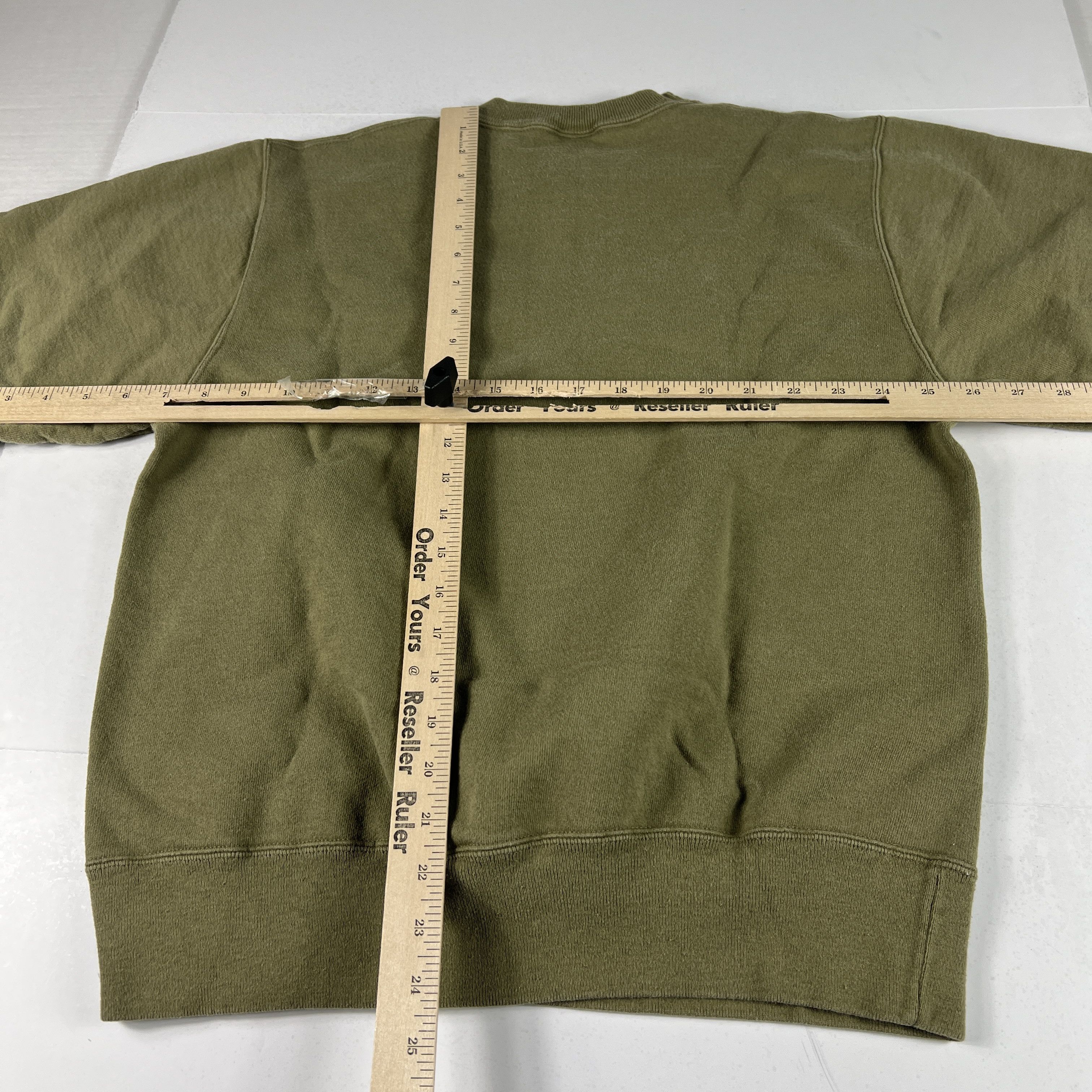 Champion Y2K Champion Sweatshirt Faded Embroidered Logo Crewneck Size US M / EU 48-50 / 2 - 10 Thumbnail