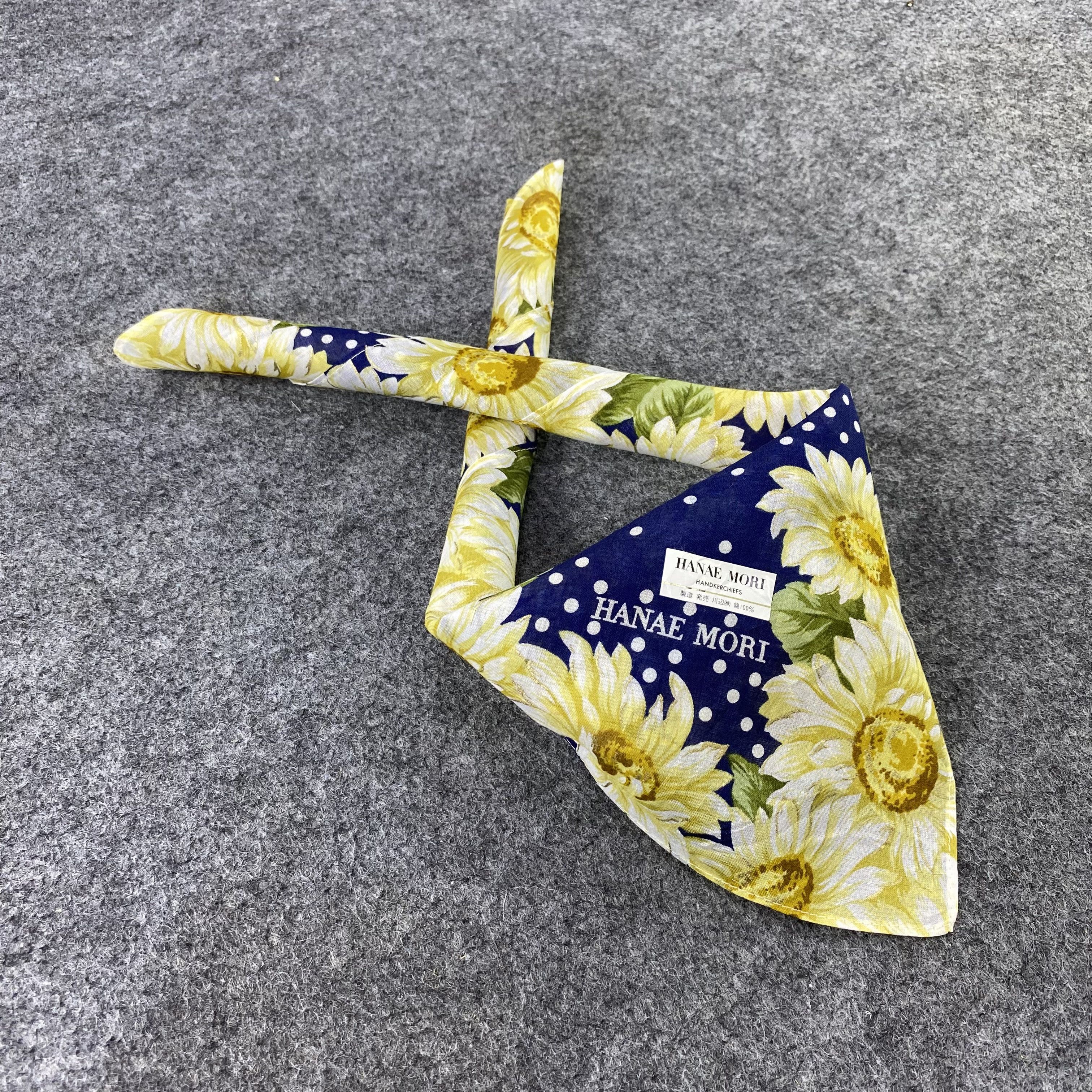Hanae Mori Hanae Mori Handkerchief / Bandana / Neckerchief-B1367 Size ONE SIZE - 1 Thumbnail