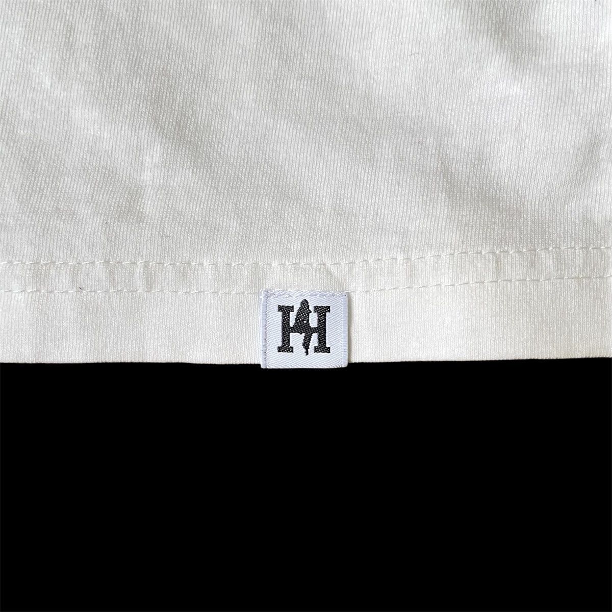 Hysteric Glamour RARE Hysteric Glamour Woman Graphic White Tee 2000s Japan Size S / US 4 / IT 40 - 18 Thumbnail