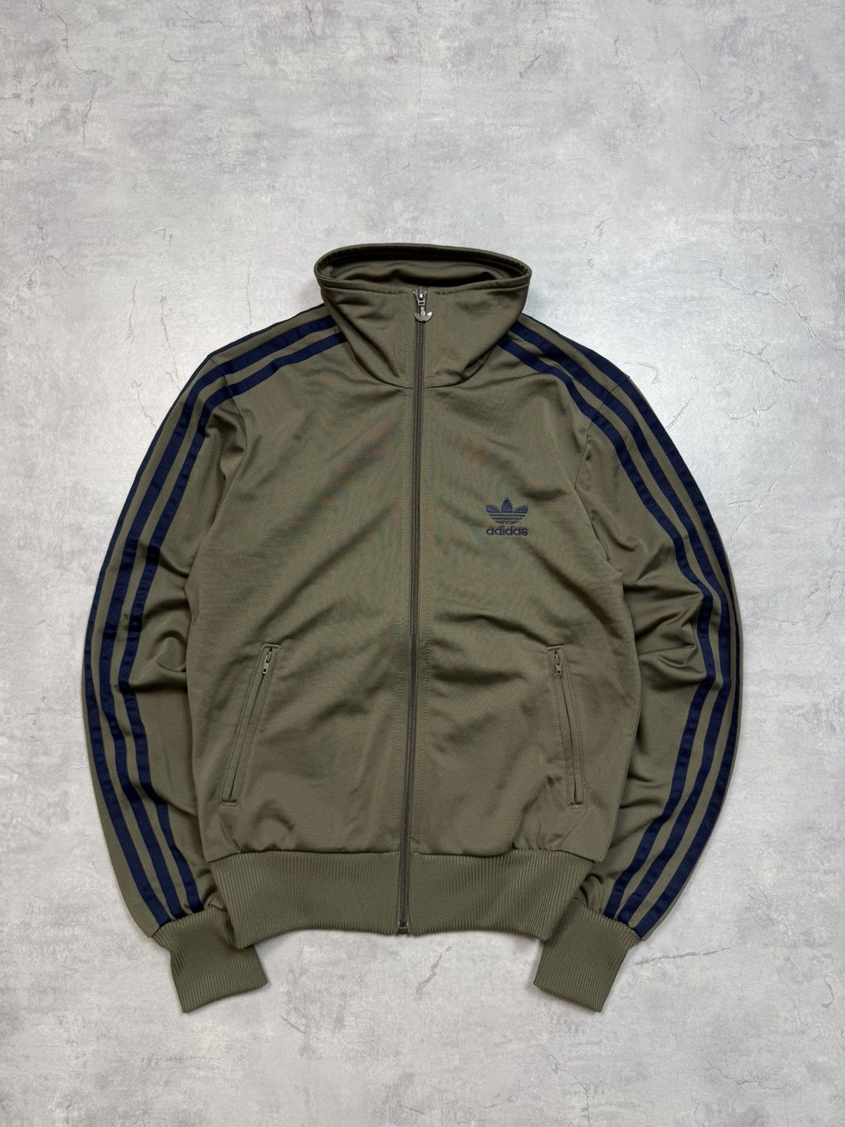 Adidas Adidas Vintage Y2K Zip Hoodie Back Logo Size US S / EU 44-46 / 1 - 1 Thumbnail