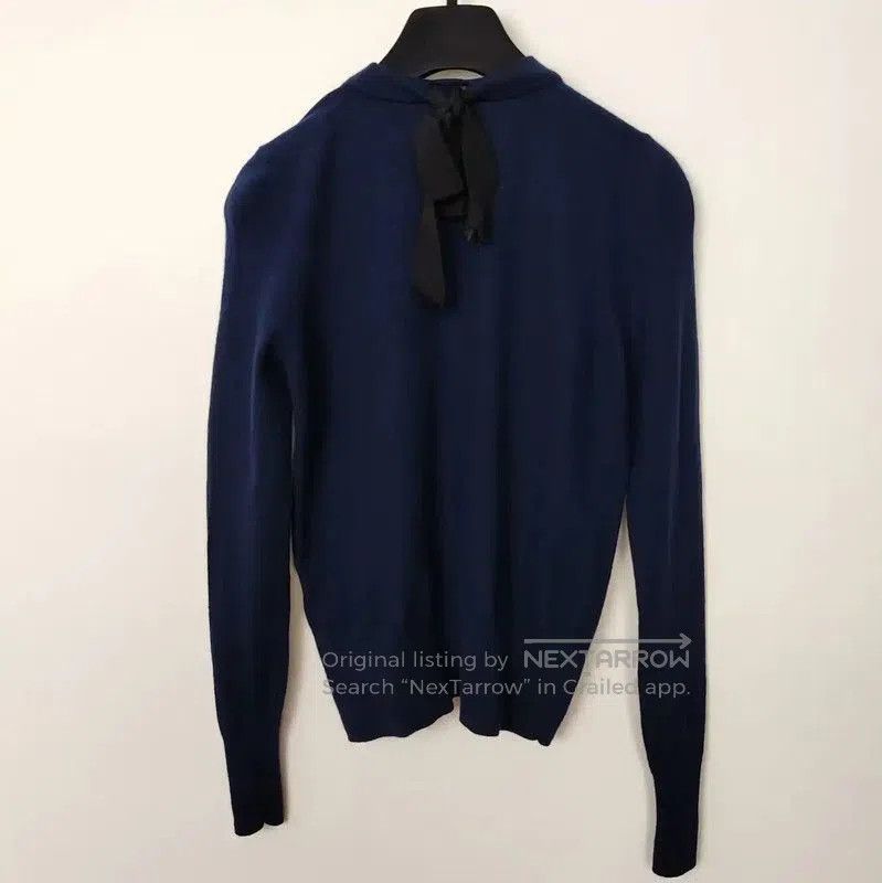 Burberry Burberry Women's Knit Sweater in Navy Wool. Size S / US 4 / IT 40 - 2 Thumbnail