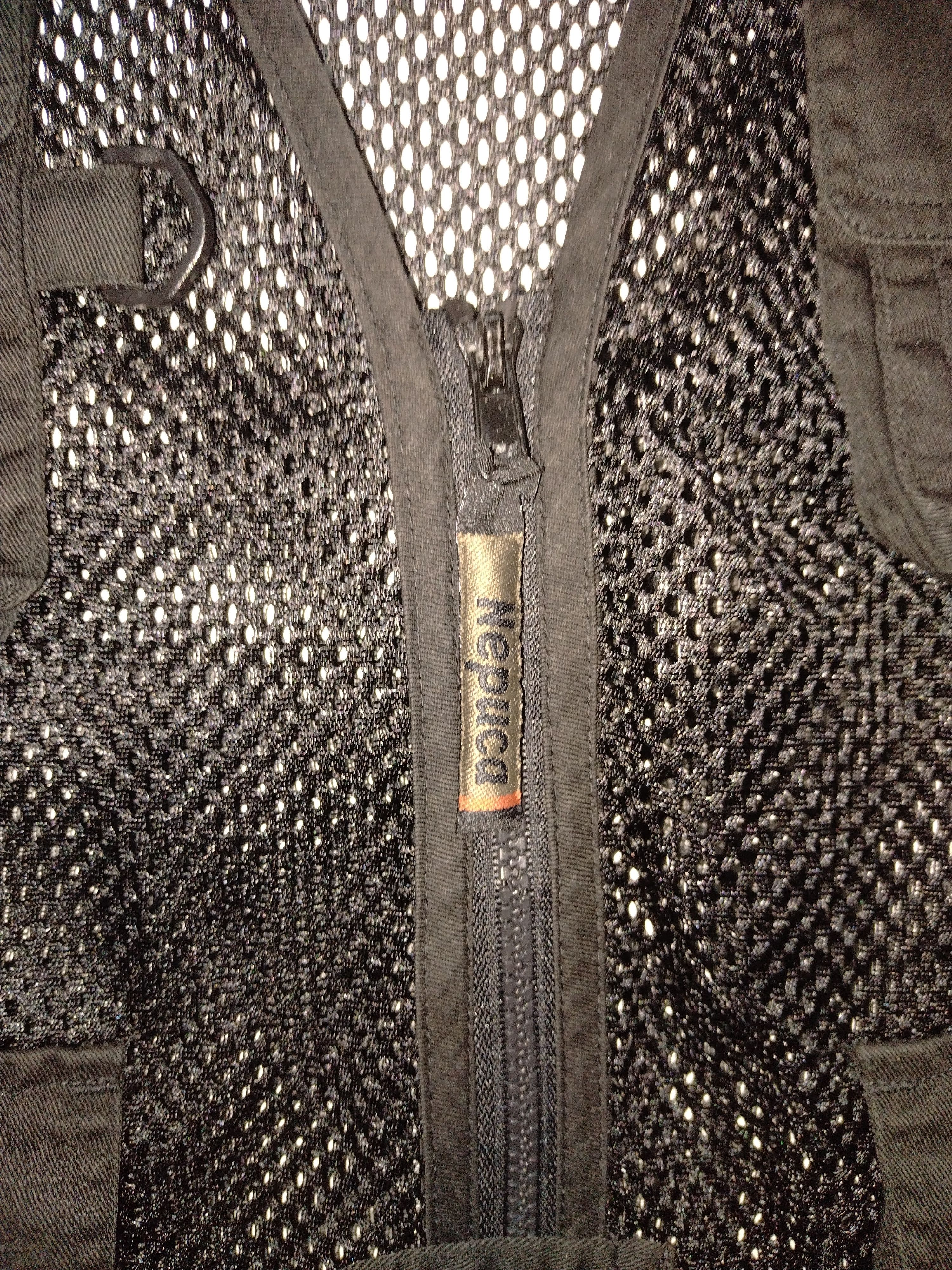 Outdoor Research 3 PCS NICE DESIGN UTILITY CASUAL VESTS NETTING AND CAMOO Size US L / EU 52-54 / 3 - 12 Thumbnail