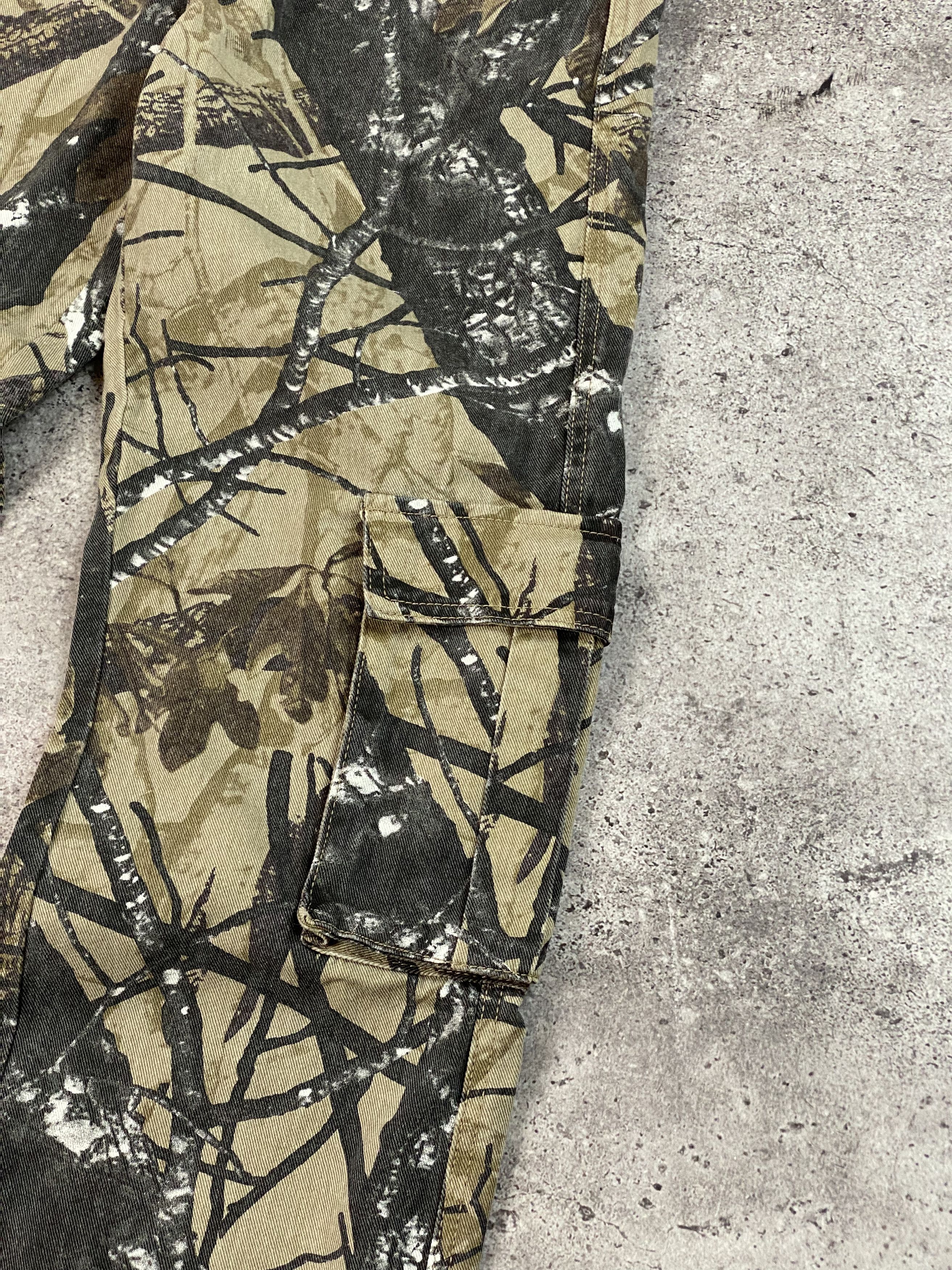 Japanese Brand × Jean Vintage Cargo Rap Baggy Jeans Flared Camo Y2K Size US 31 - 3 Thumbnail